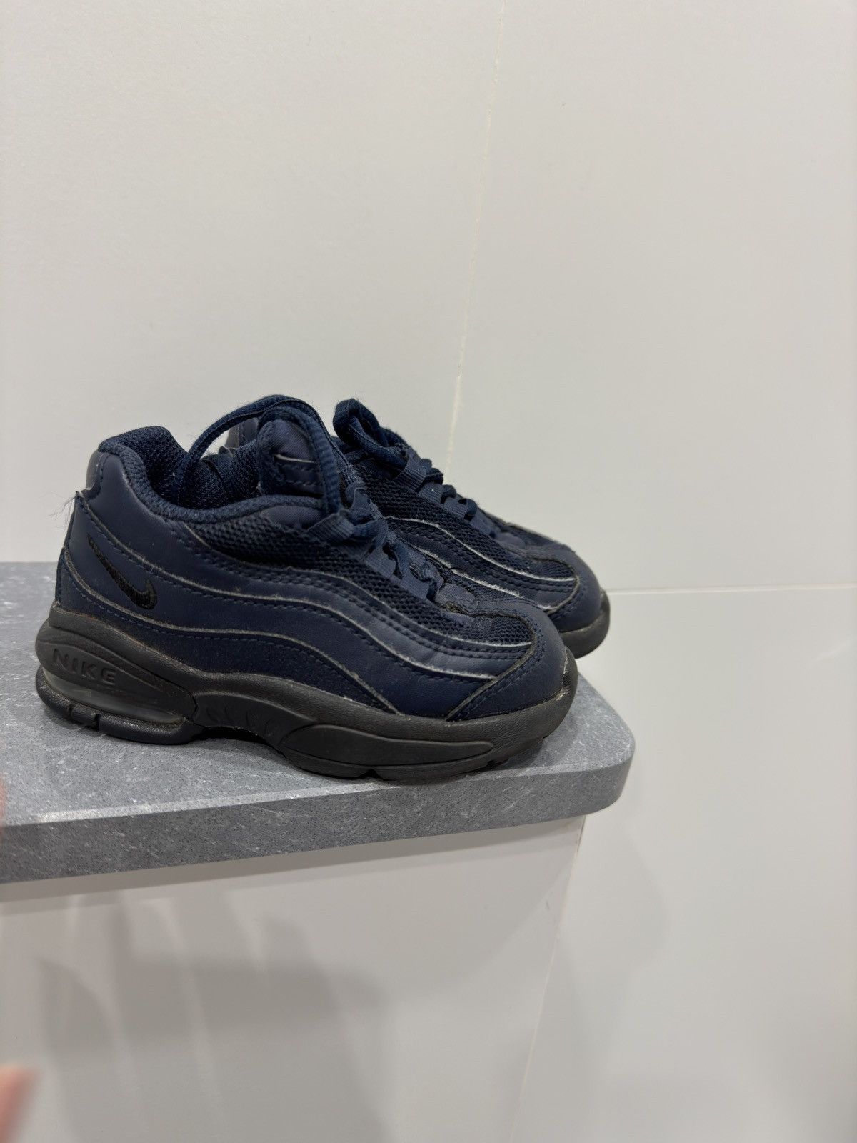 Nike × Vintage Nike Air Sneakers x kids size Size ONE SIZE - 2 Thumbnail