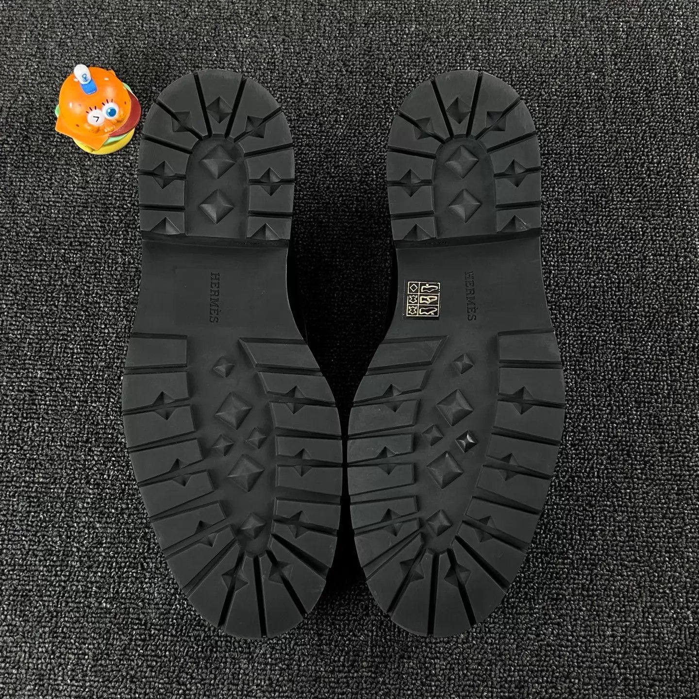 Hermes Hermes Black Loafers 43 HB6619 with Box & Dust Bag Size US 10 / EU 43 - 6 Thumbnail