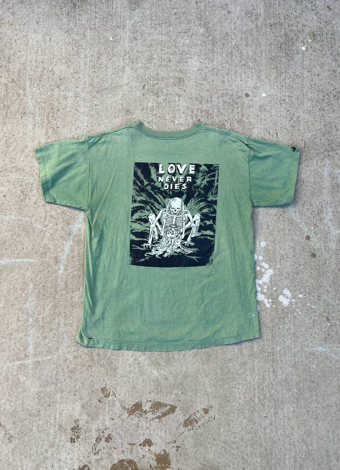 Band Tees × Vintage 90s Love Never Dies Skeleton Tee Size US XL / EU 56 / 4 - 3 Thumbnail