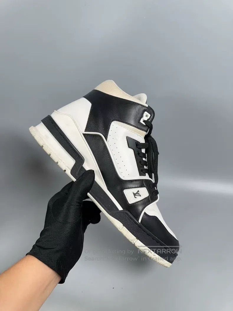 Louis Vuitton Louis Vuitton Black and white panda high-top casual shoes Size US 7 / EU 40 - 6 Thumbnail