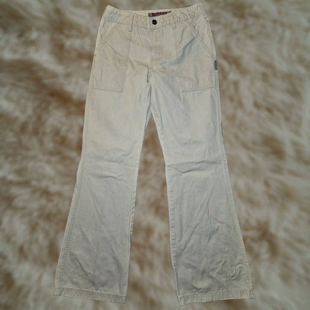 Silver Jeans Co. VINTAGE Silver Flare Jeans Women's 29 Mid Rise Distressed Pockets Logo Button 31.5in Inseam Mens? Size 29" - 1 Thumbnail