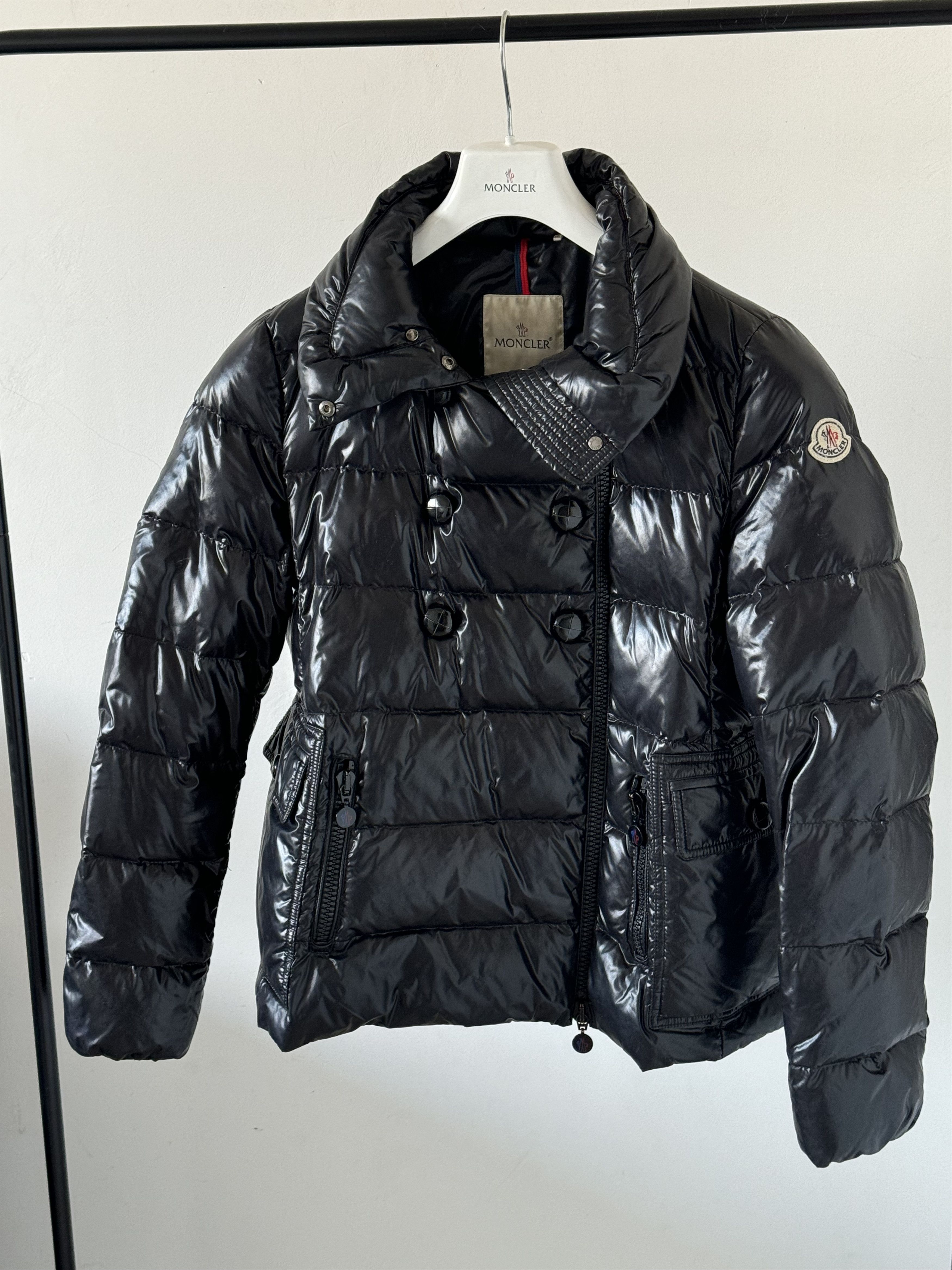 Moncler Moncler Daim black puffer women jacket Size L / US 10 / IT 46 - 2 Thumbnail