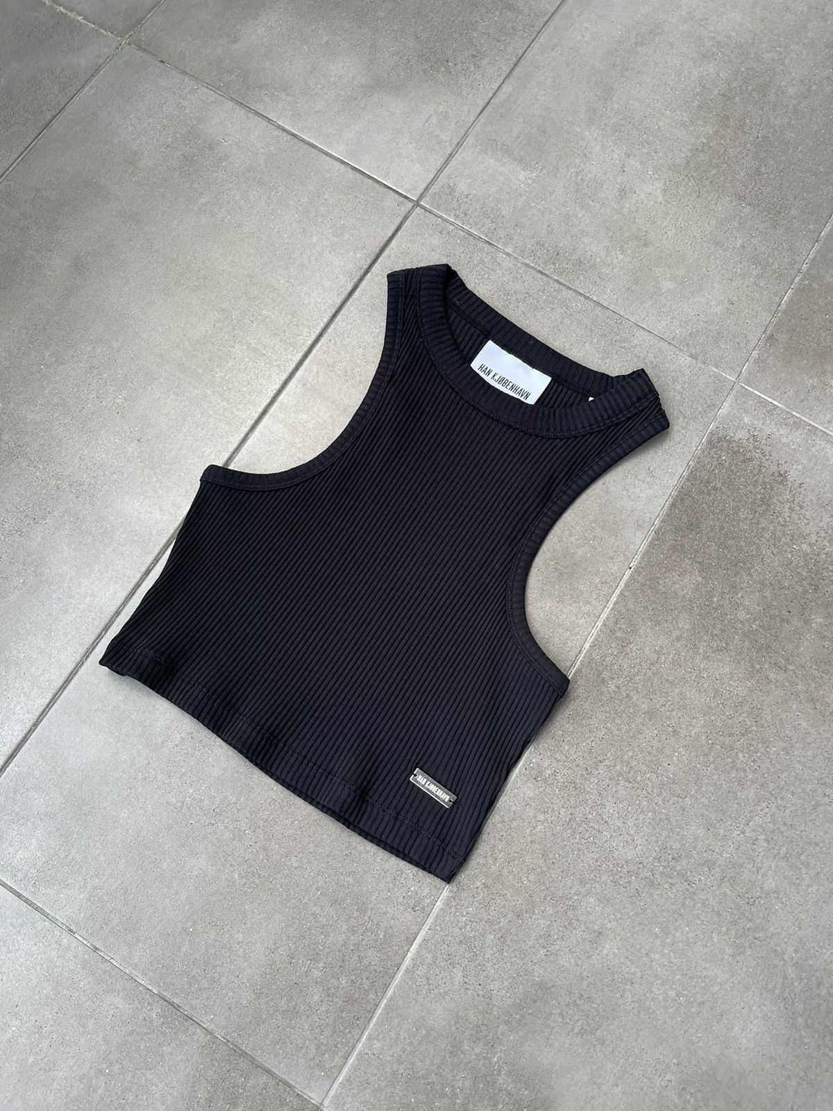 Han Kjobenhavn !DS! SS23 Han Kjobenhavn Light Ribbed Cropped Racer Top Size L / US 10 / IT 46 - 10 Thumbnail