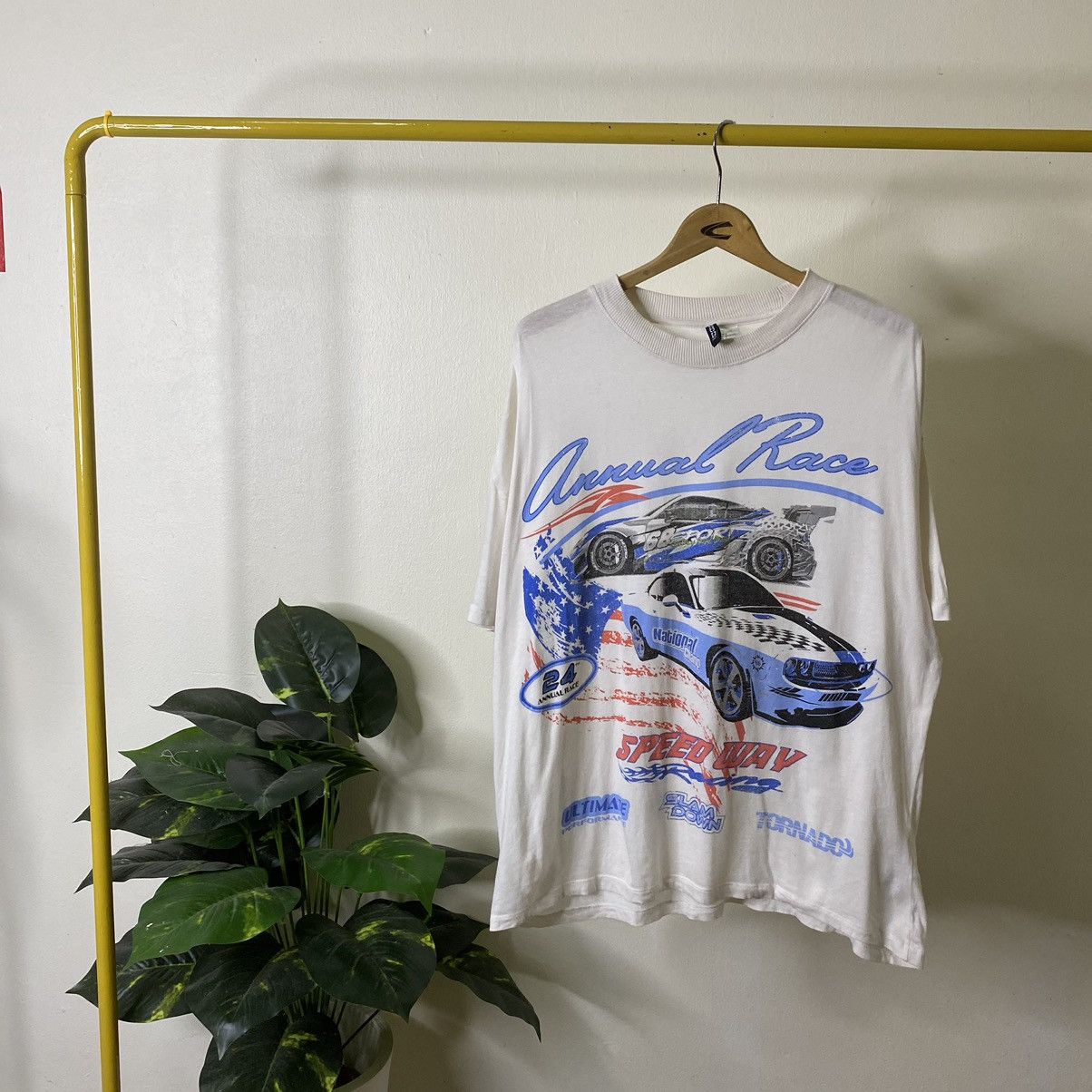 H&M Speed Way Annual Racing x H&M Collaboration Oversized Tee Size US L / EU 52-54 / 3 - 1 Thumbnail