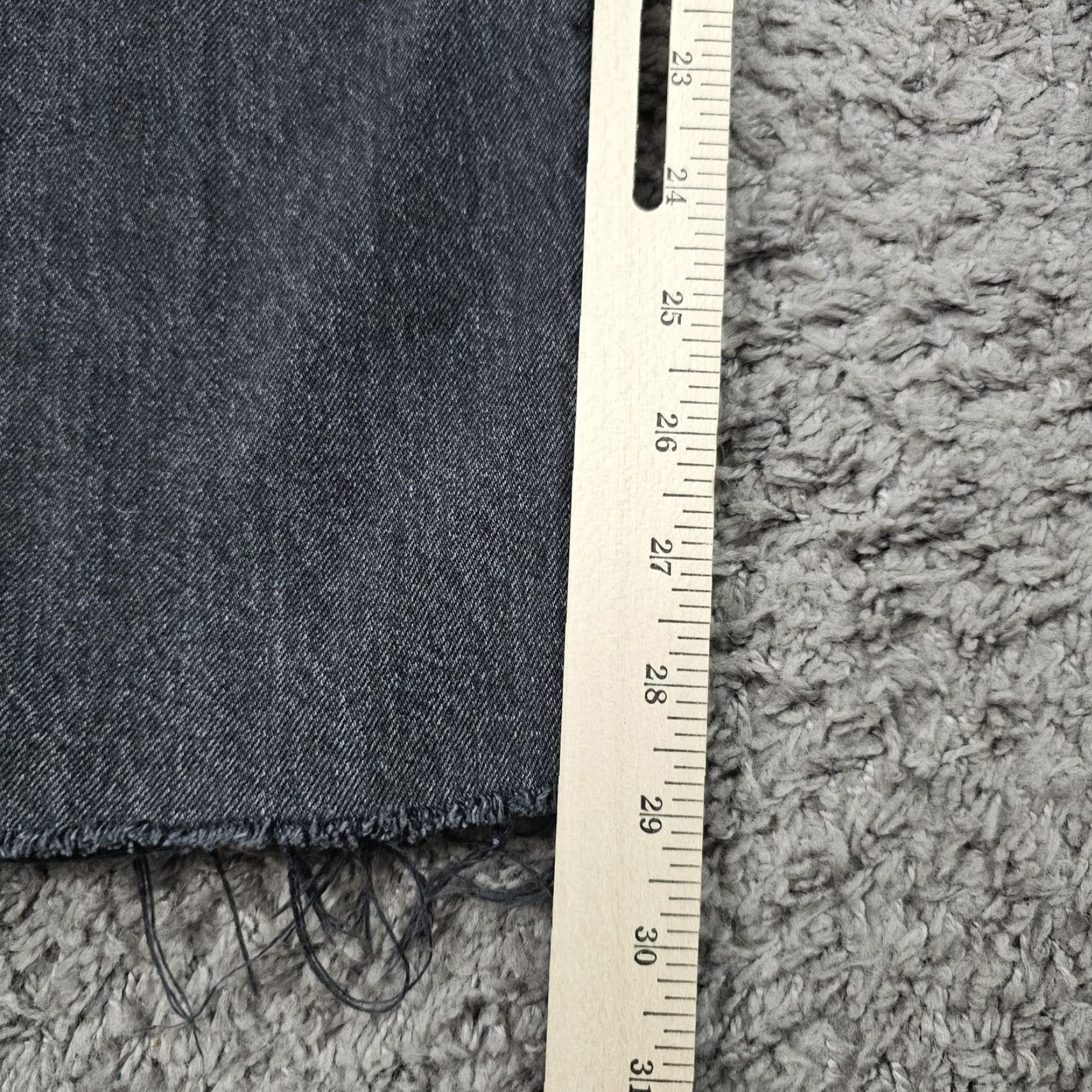 Levi's Levi's 501 Jeans Womens 24 Black Mid Rise Straight Button Fly Denim 23x29 Size 42" / US 20 - 6 Thumbnail