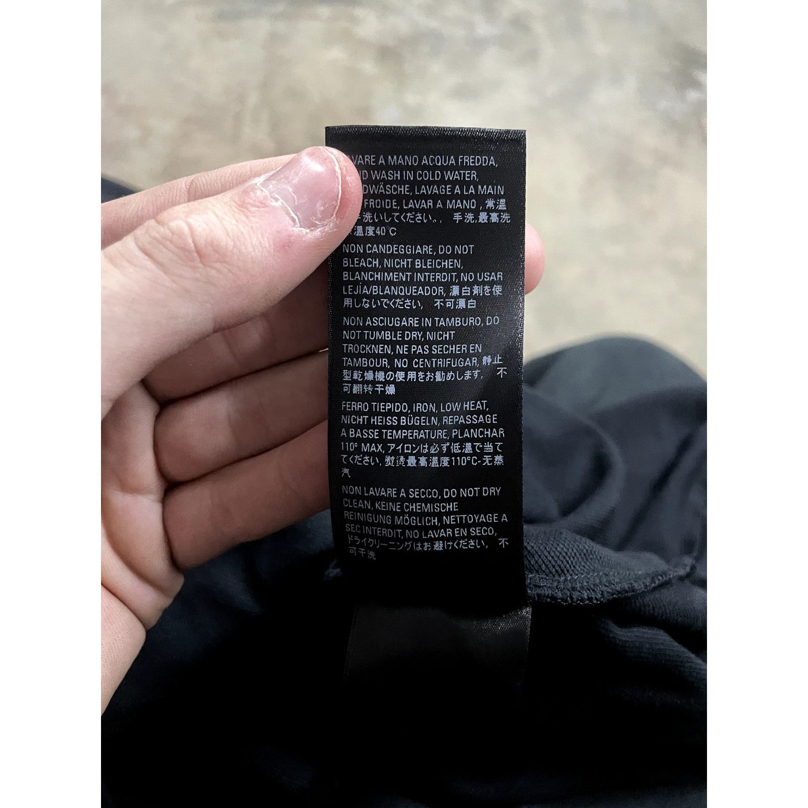 Balenciaga Balenciaga Tee Free Black Used Medium Size US M / EU 48-50 / 2 - 6 Thumbnail