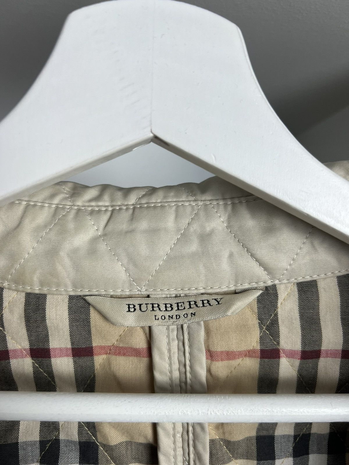 Burberry × Designer × Vintage Vintage y2k BURBERRY LONDON nova check quilted biker jacket S Size S / US 4 / IT 40 - 4 Thumbnail