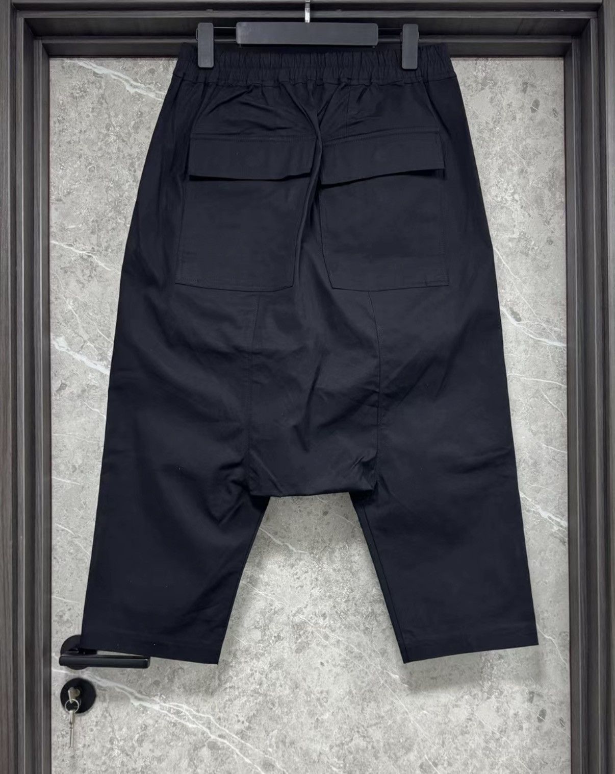 Rick Owens Rick Owens Mainline 8/9 Pants (TE Material) Size US 32 / EU 48 - 2 Thumbnail