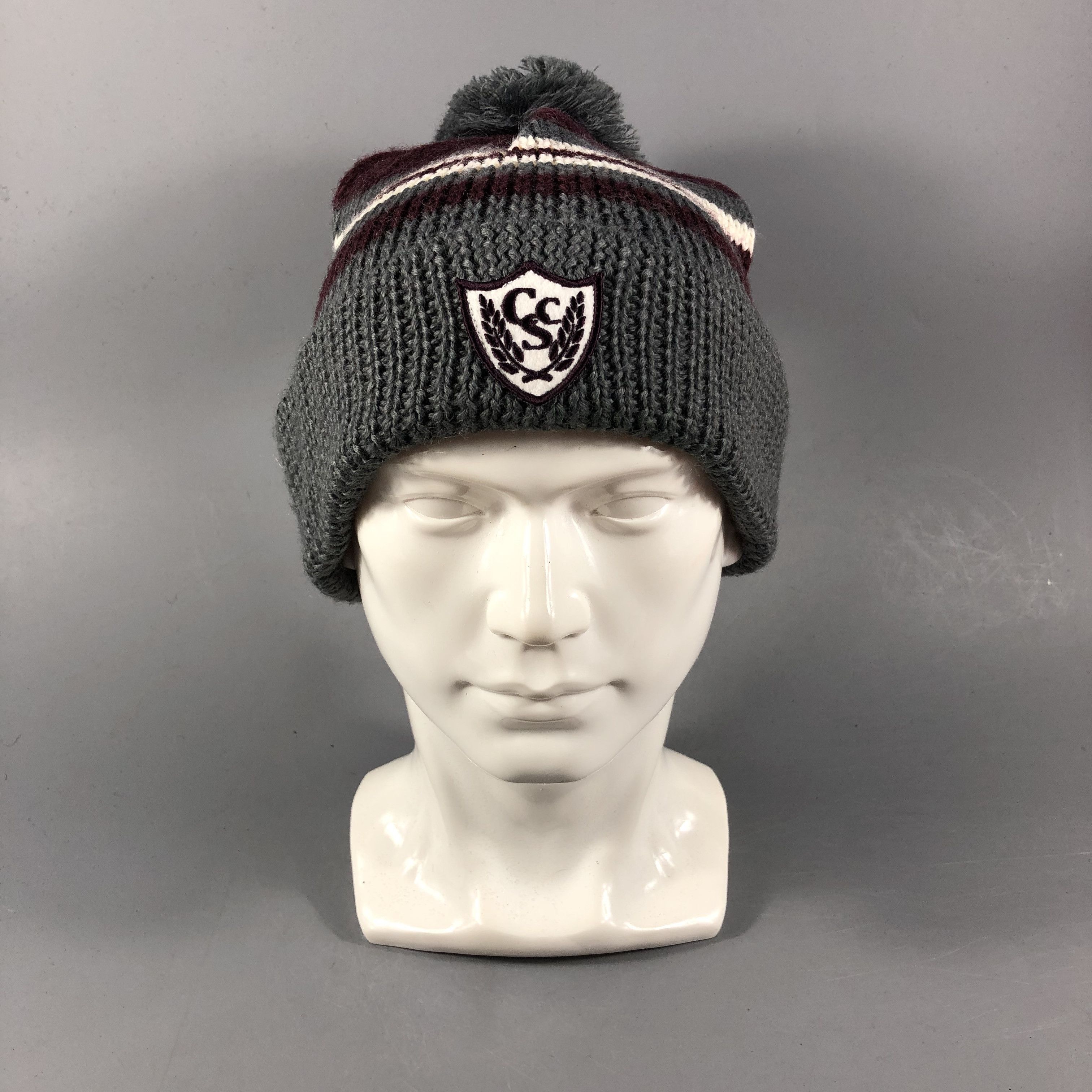 Columbia Columbia Bobble Beanie Snowcap Snow Hat B914 Size ONE SIZE - 1 Thumbnail
