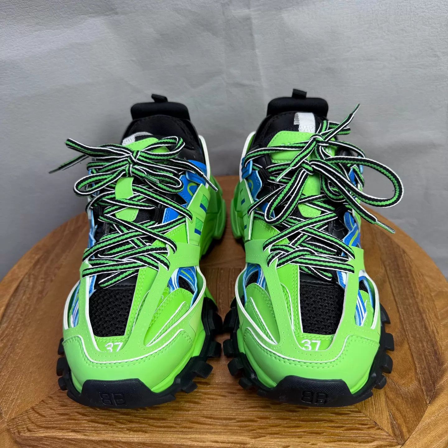 Balenciaga Balenciaga Track Sprite Green Blue 37 Box 99 New Size US 6.5 / IT 36.5 - 3 Thumbnail