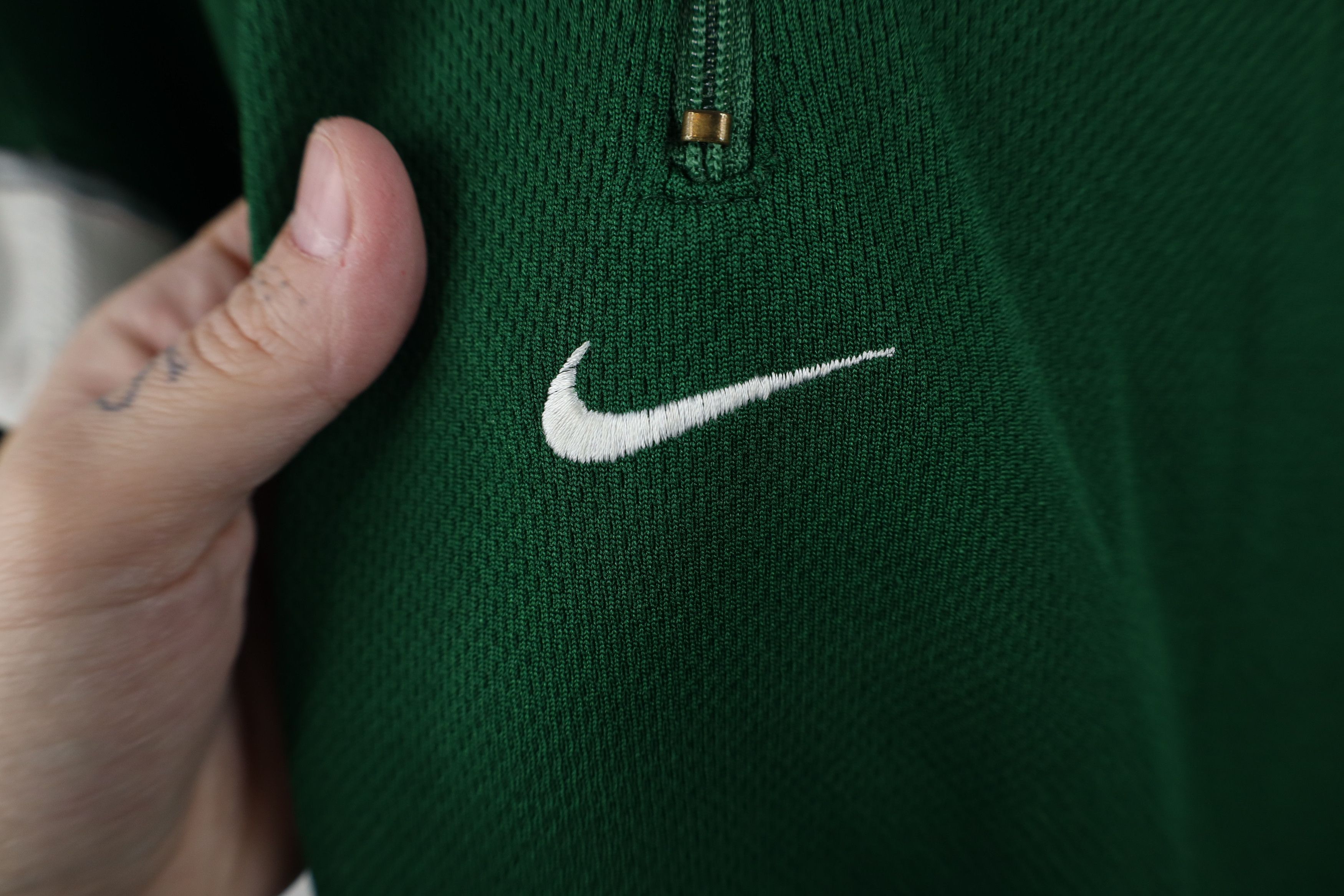 Nike Vintage Nike Swoosh Michigan State University Shirt Team Size US XL / EU 56 / 4 - 6 Thumbnail