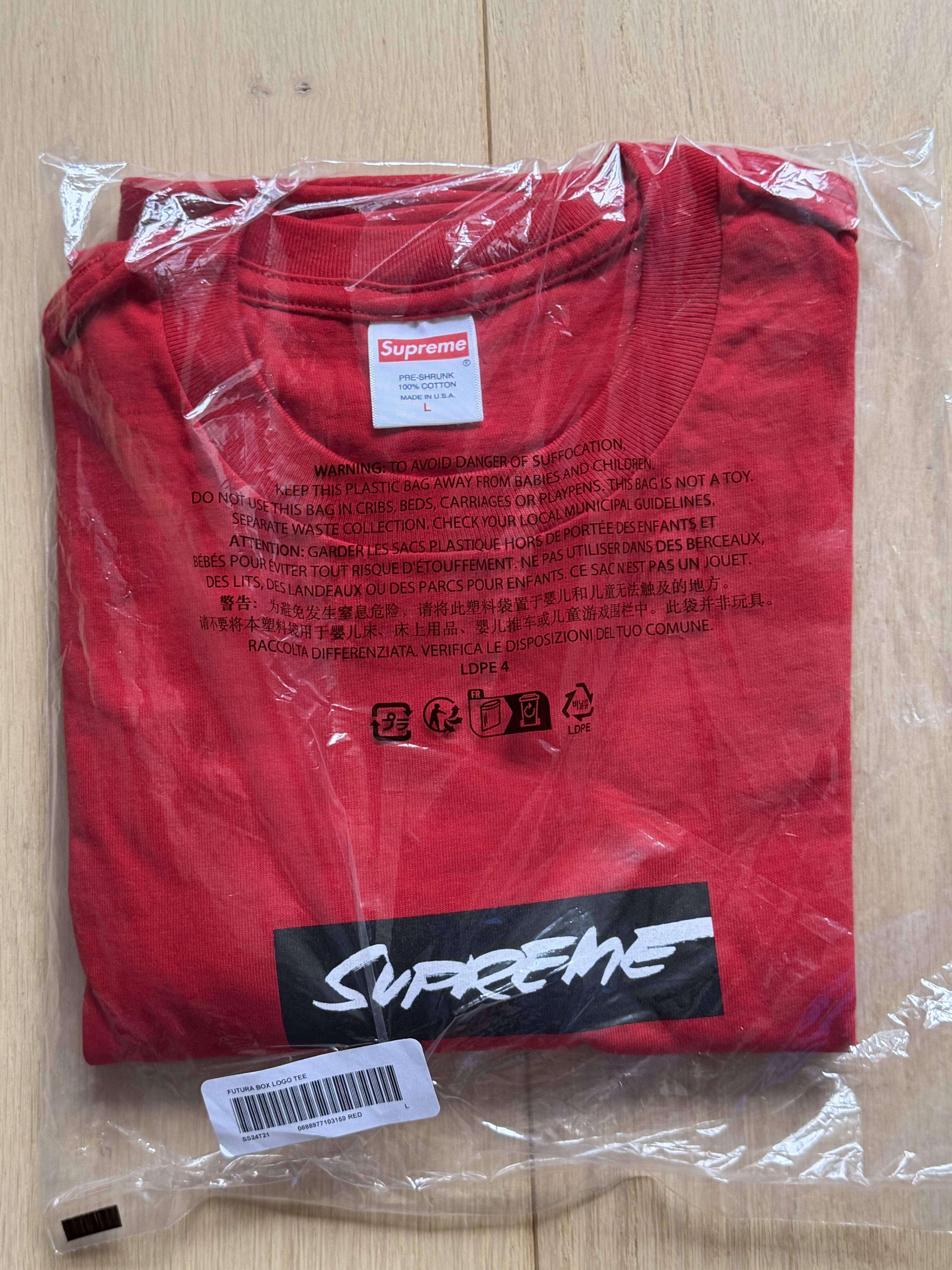 Supreme Supreme Futura Logo Box Tee Size US L / EU 52-54 / 3 - 1 Thumbnail