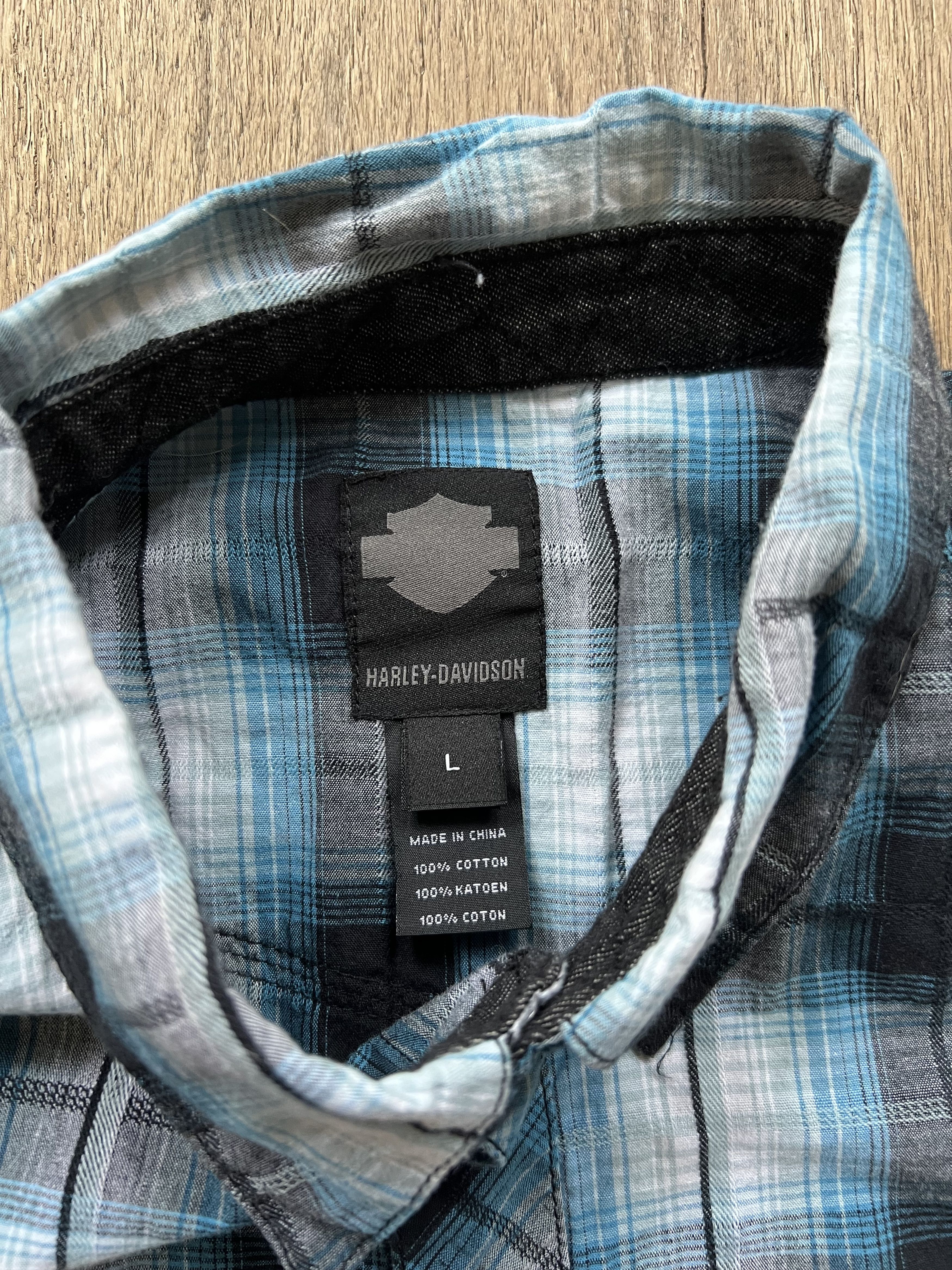 Harley Davidson Harley Davidson Plaid Blue Y2K Button-up w arm patch Sz L Size US L / EU 52-54 / 3 - 4 Thumbnail