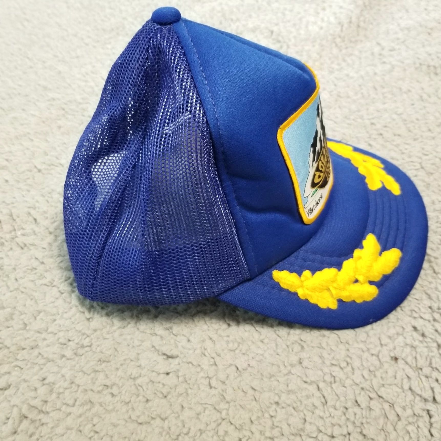 Vintage VINTAGE Whitehorse Yukon Canada Gold Rush Inn Gold Leafs Trucker Hat Cap - One Size - Blue - Adults - Hat - 1980s Advertising Theme Mens/Womens? Size ONE SIZE - 4 Thumbnail