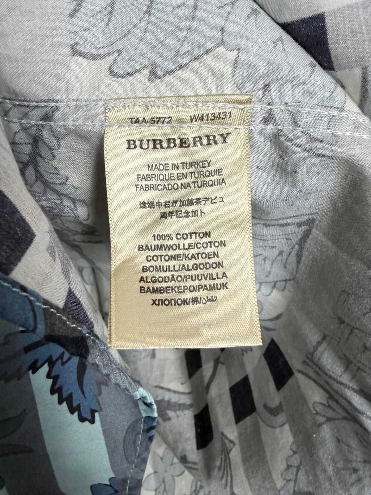 Burberry Burberry Brit FW17 Mythical Animal Print Shirt Blue Designer Size US M / EU 48-50 / 2 - 5 Thumbnail