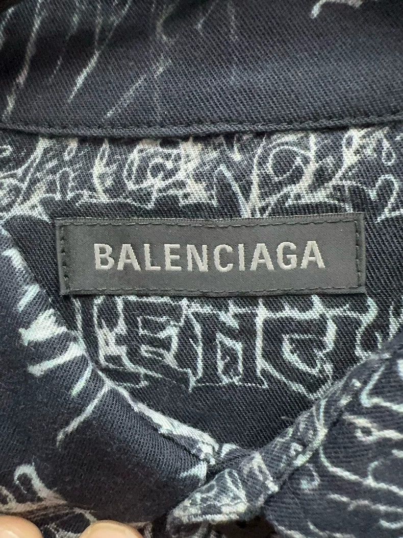 Balenciaga Balenciaga size 38 Graffiti full of shirts and coats Size M / US 6-8 / IT 42-44 - 3 Thumbnail