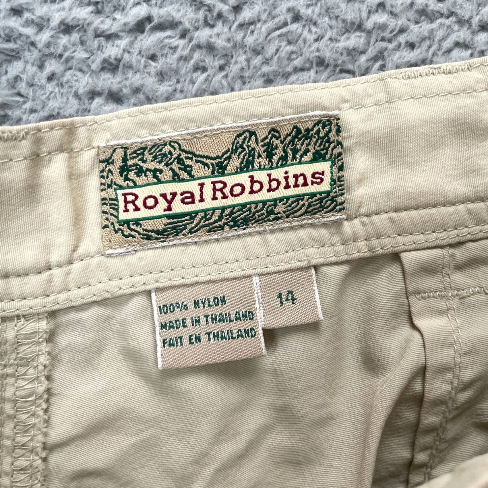 Royal Robbins Royal Robbins Pants Womens 14 Beige Cargo Pocket Pleated Logo Straight Leg Hiking Size 36" / US 14 / IT 50 - 4 Thumbnail