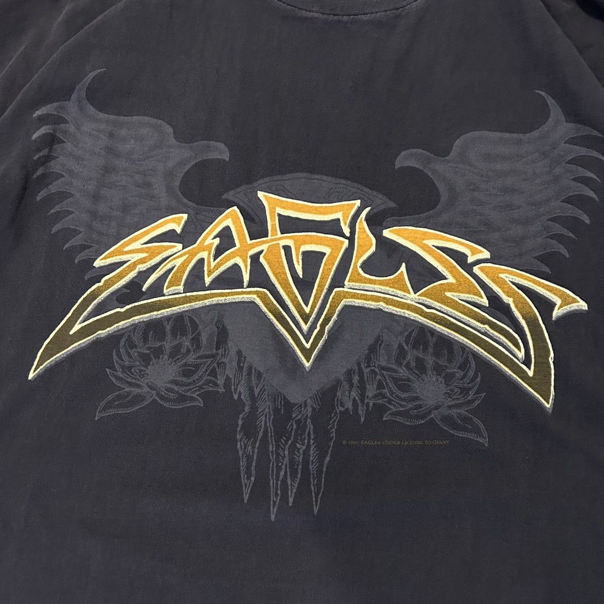 Vintage Vintage Eagles Hell Freezes Over World Tour Tee Size US L / EU 52-54 / 3 - 2 Thumbnail