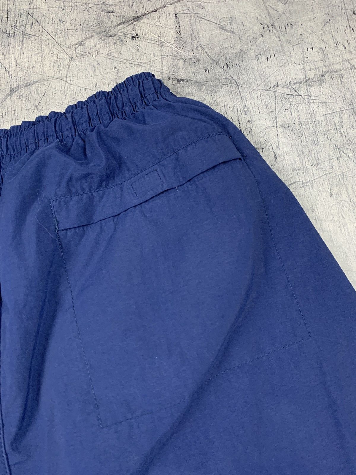Nike Vintage Nike Swim Retro Shorts Men’s Size S Navy Blue 90’s Size US 30 / EU 46 - 7 Thumbnail