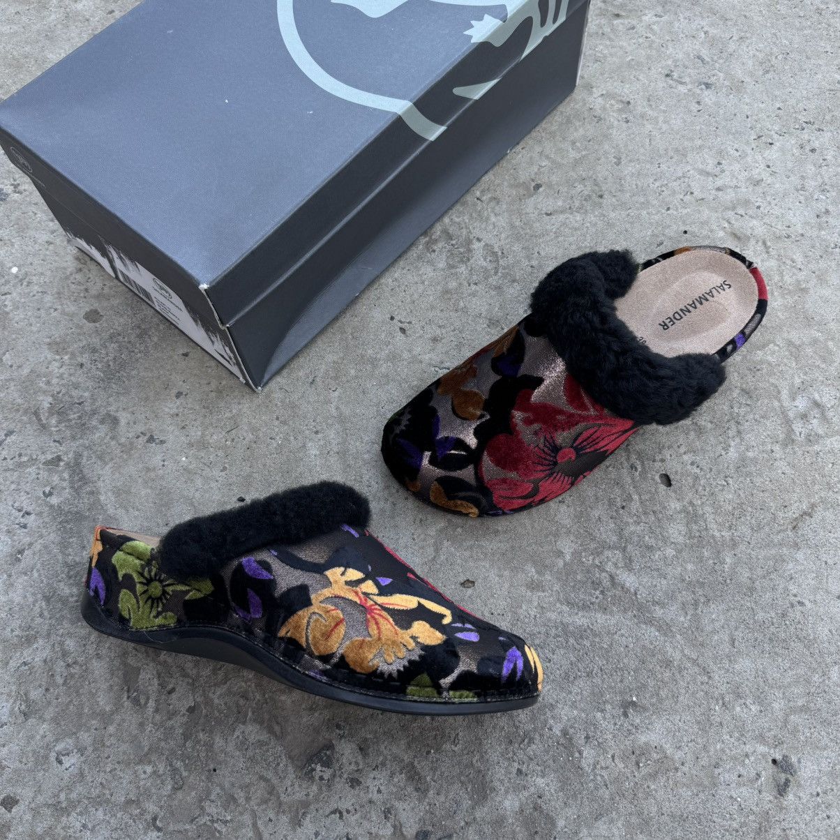 Hypebeast Luxury Women’s Salamander Slip On Size 38 Y2K 00s USA Size US 8 / IT 38 - 5 Thumbnail