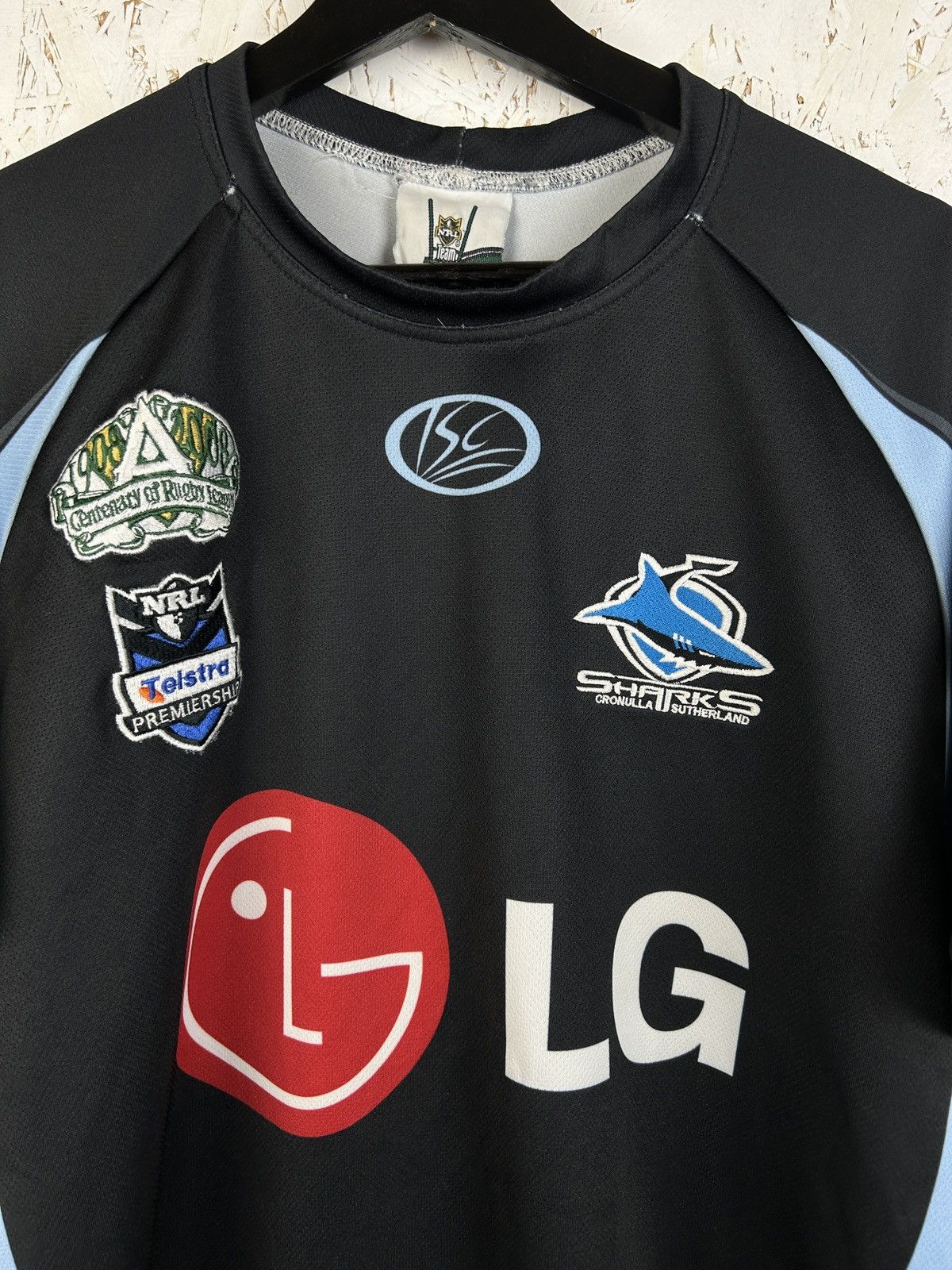Vintage Cronulla Sharks Rugby League 2008 NRL Centenary Jersey L Size US L / EU 52-54 / 3 - 2 Thumbnail