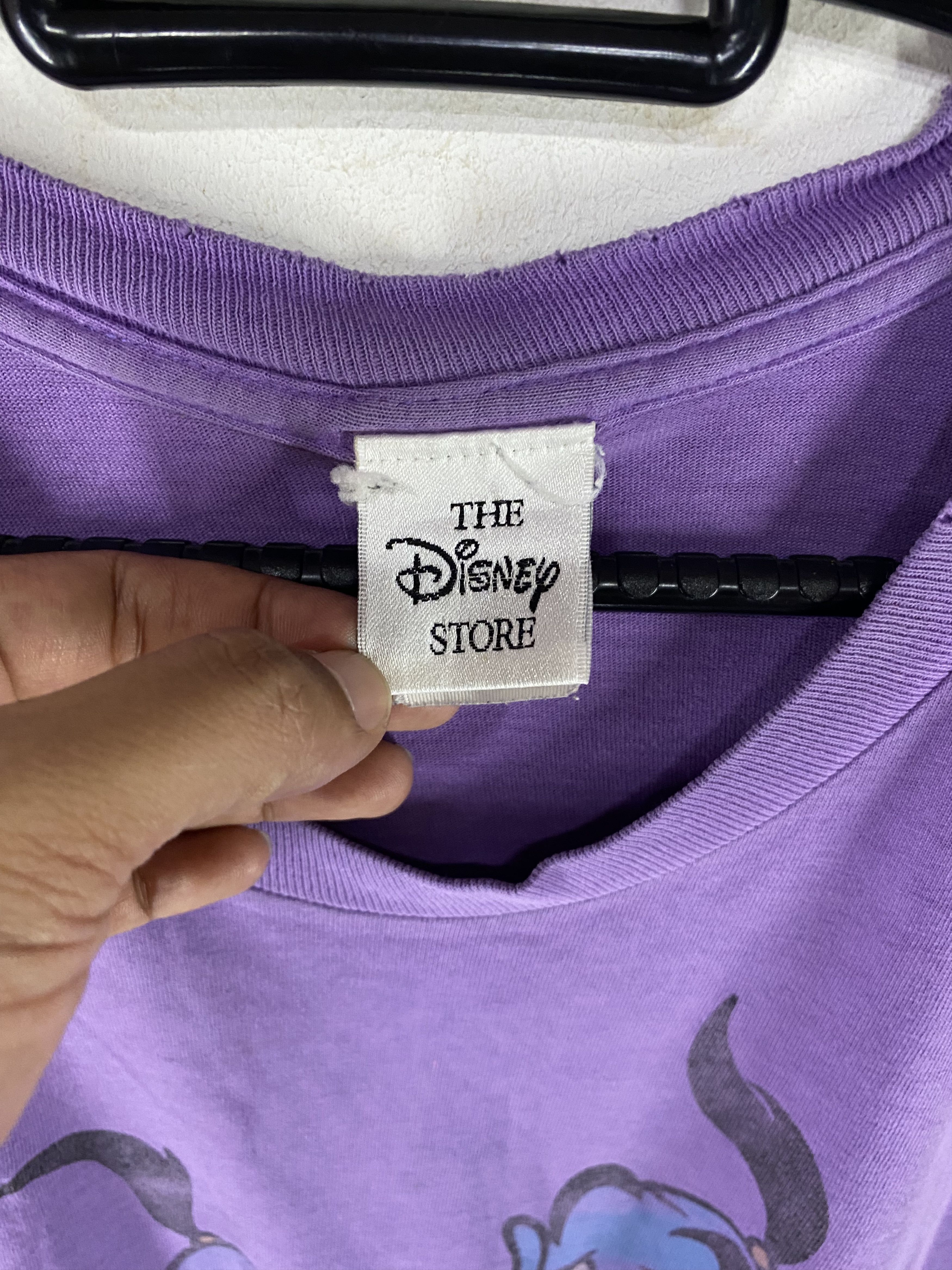 Vintage 90s Disney Aladdin Genie distressed sleeveless shirt Size US XL / EU 56 / 4 - 12 Thumbnail