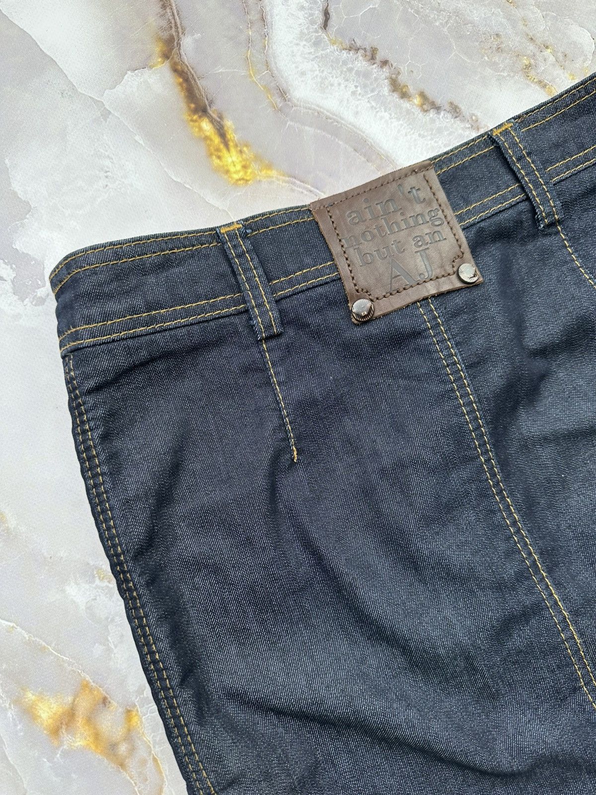 Armani Armani Jeans Knee Length Skirt Size 26" / US 2 / IT 38 - 9 Thumbnail