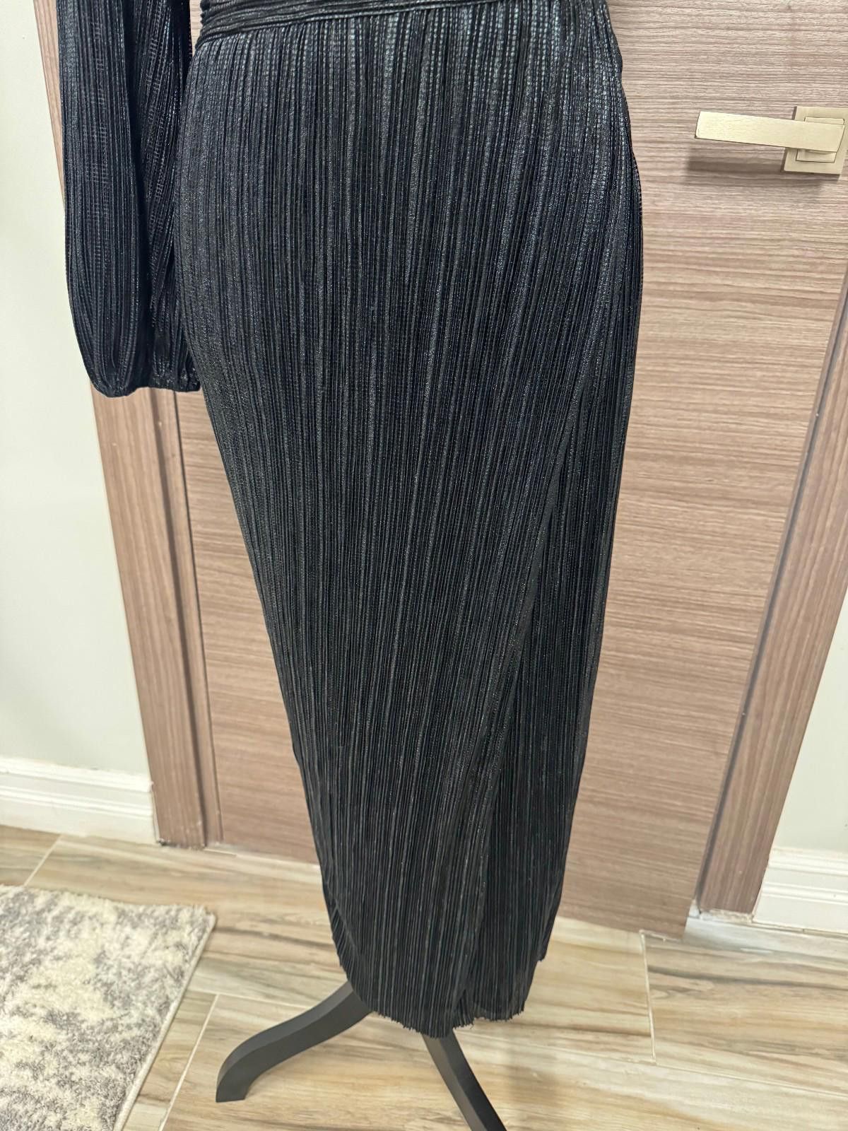 Other Saylor Black One Shoulder Pleated Midi Dress Size S Black Size S / US 4 / IT 40 - 3 Thumbnail