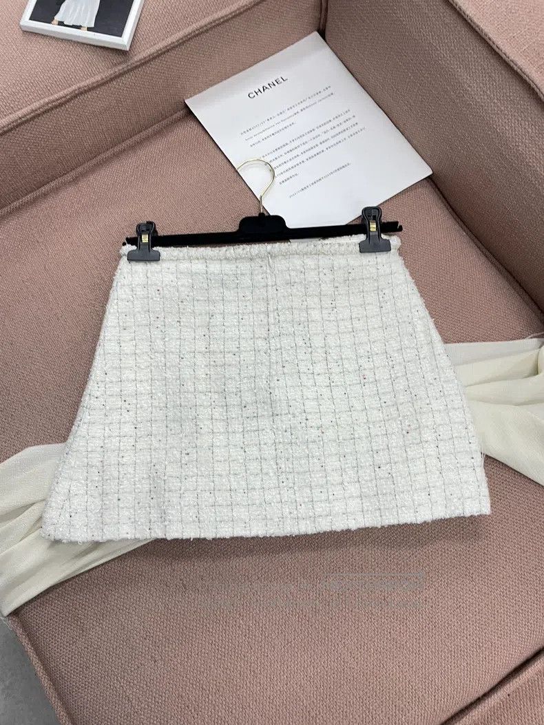 Chanel Chanel 25A white tweed skirt Size 42" / US 20 - 3 Thumbnail