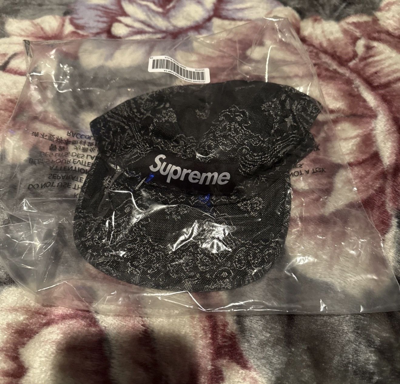 Supreme Supreme Bandana Jacquard Denim Camp Cap Black Size ONE SIZE - 1 Thumbnail