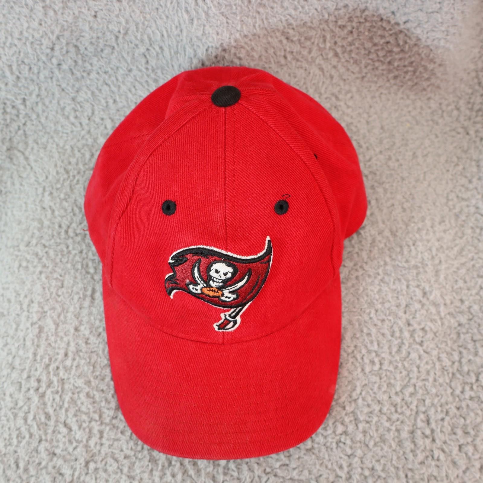 Logo Athletic Vtg Tampa Bay Buccaneers Logo Athletic Snapback Hat Red Size ONE SIZE - 2 Thumbnail