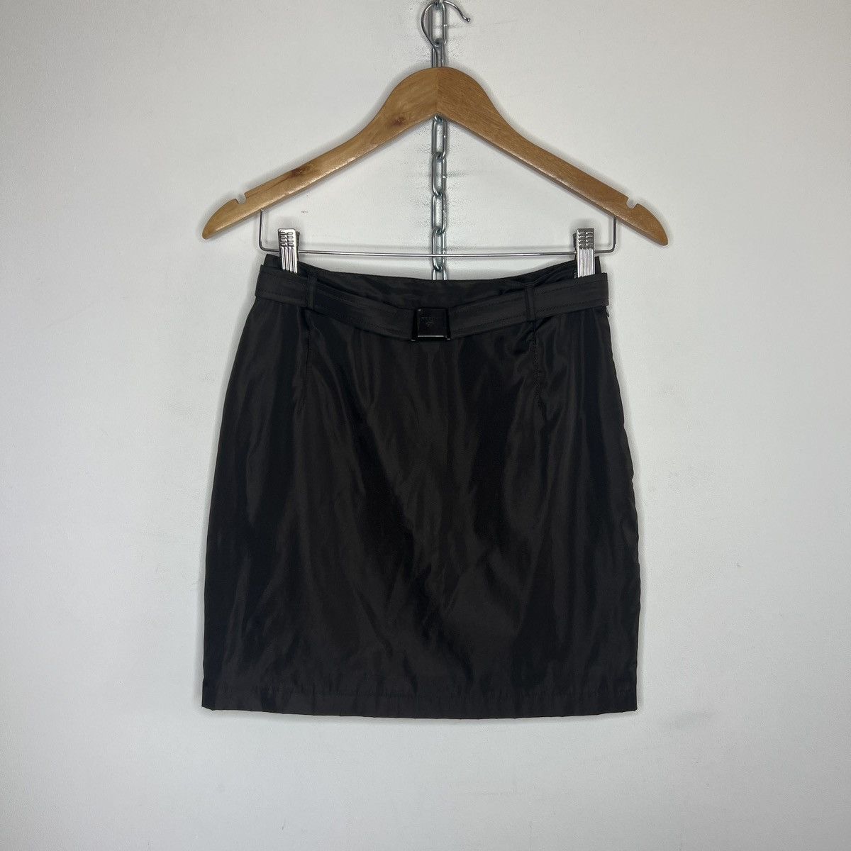 Prada PRADA FW 1994 Nylon Nylon A-Line Mini Skirt Size 26" / US 2 / IT 38 - 1 Thumbnail