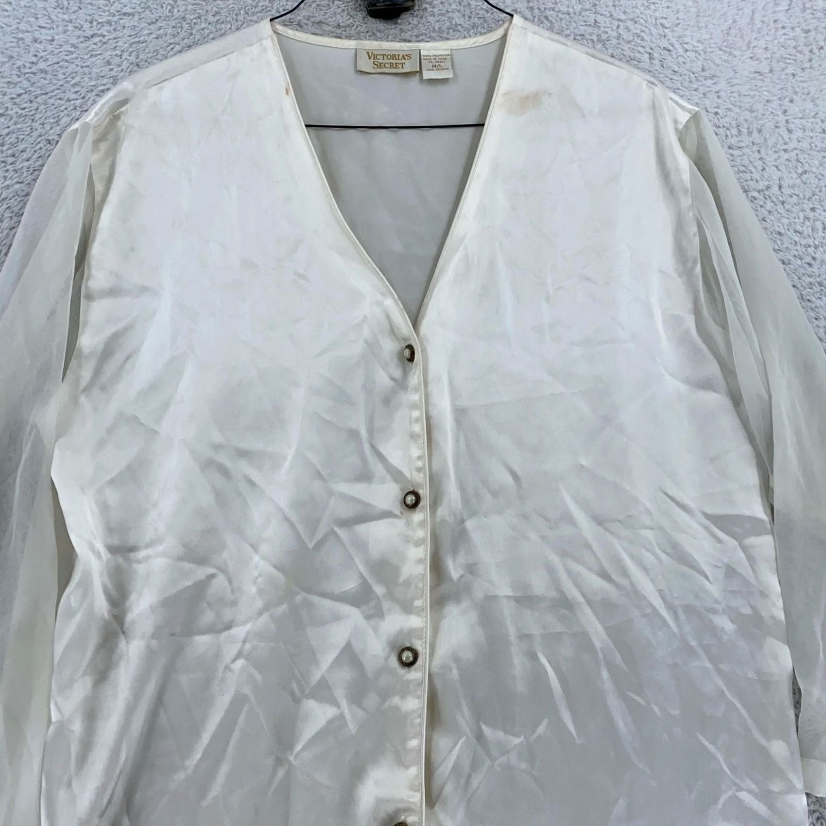 Victoria's Secret Vtg Victoria's Secret Gold Label Satin Pajama Top Womens M/L Ivory Pearl Button 3/4 Sleeve V-Neck Blouse Vintage Ladies Shirt Size M / US 6-8 / IT 42-44 - 2 Thumbnail