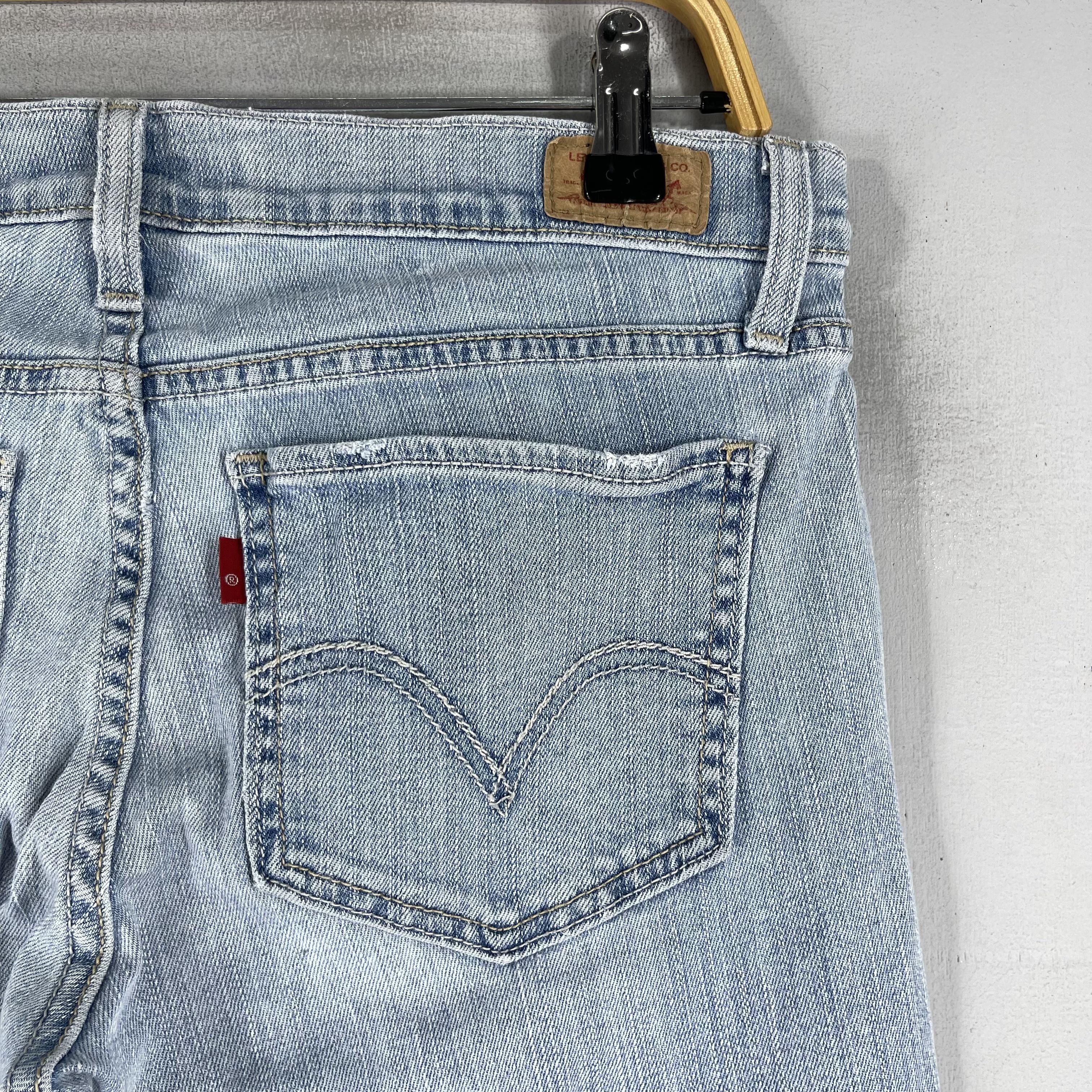 Levi's Size 33 Vintage Levis 524 Distressed Bootcut Sun Faded Jeans Size 33" - 7 Thumbnail