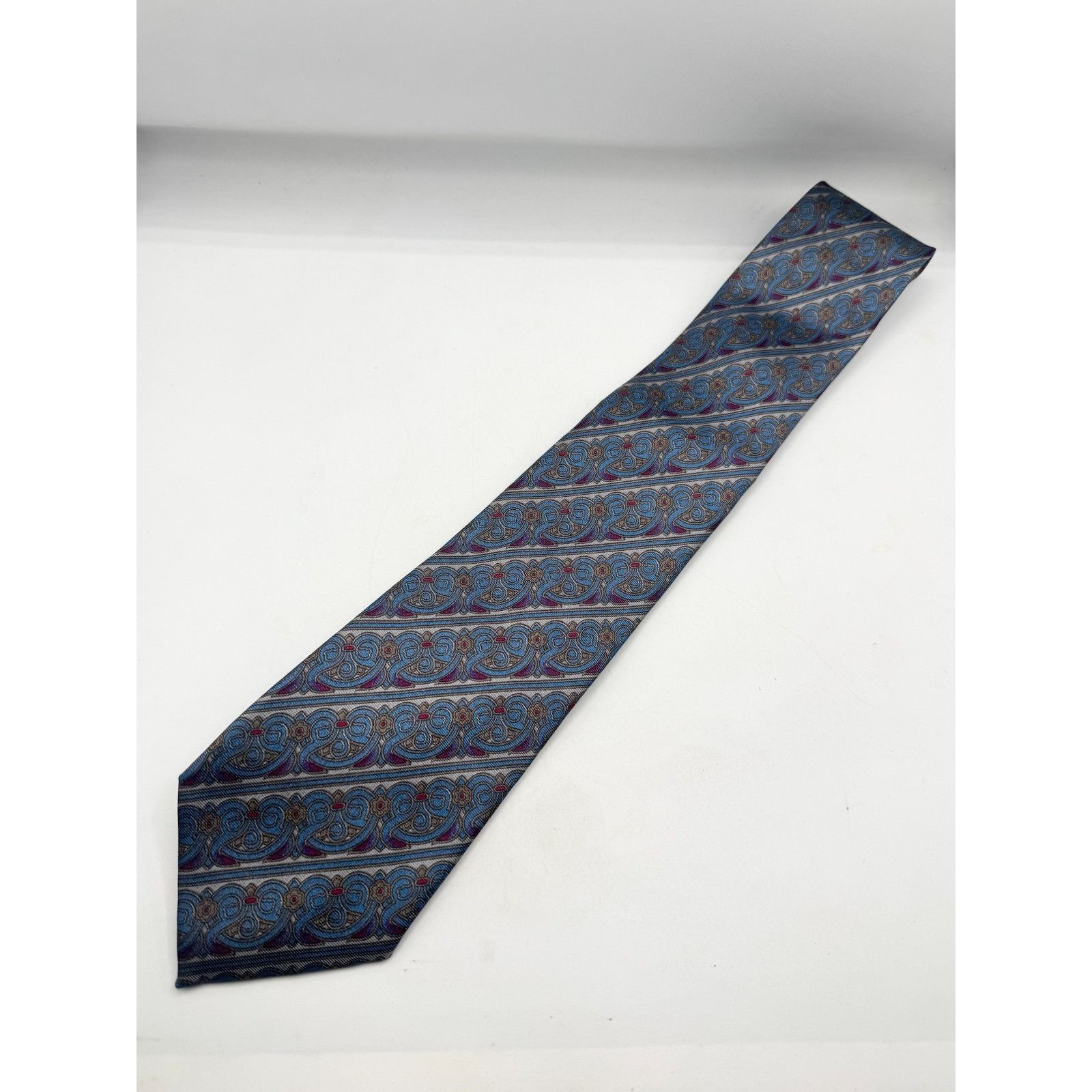 Other Vintage The Metropolitan Museum of Art 100% Silk Tie Necktie Size ONE SIZE - 2 Thumbnail