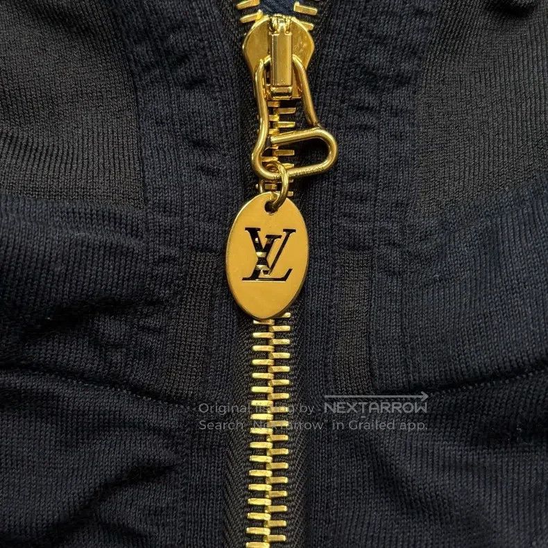 Other Louis Vuitton Navy blue aged square mulberry silk cotton n Size US L / EU 52-54 / 3 - 8 Thumbnail