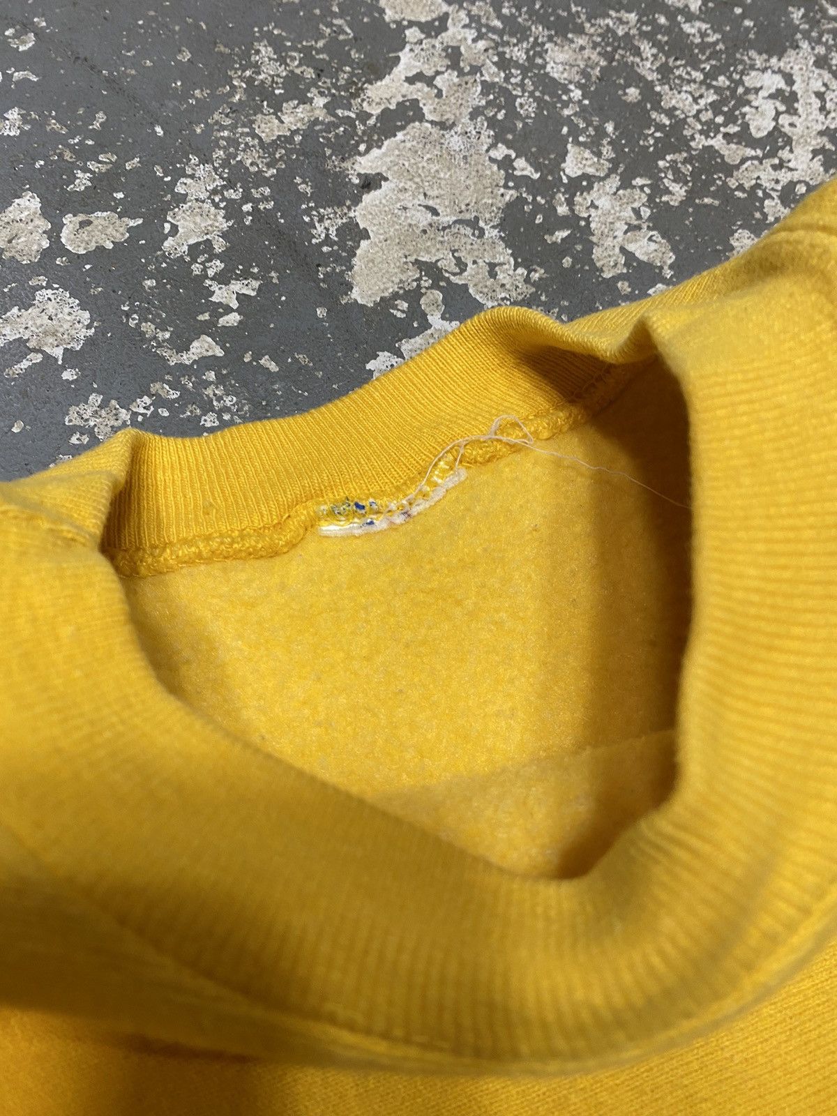 Champion × Vintage Vintage Champion Reverse Weave Yellow 90s Sweatshirt Size US M / EU 48-50 / 2 - 5 Thumbnail