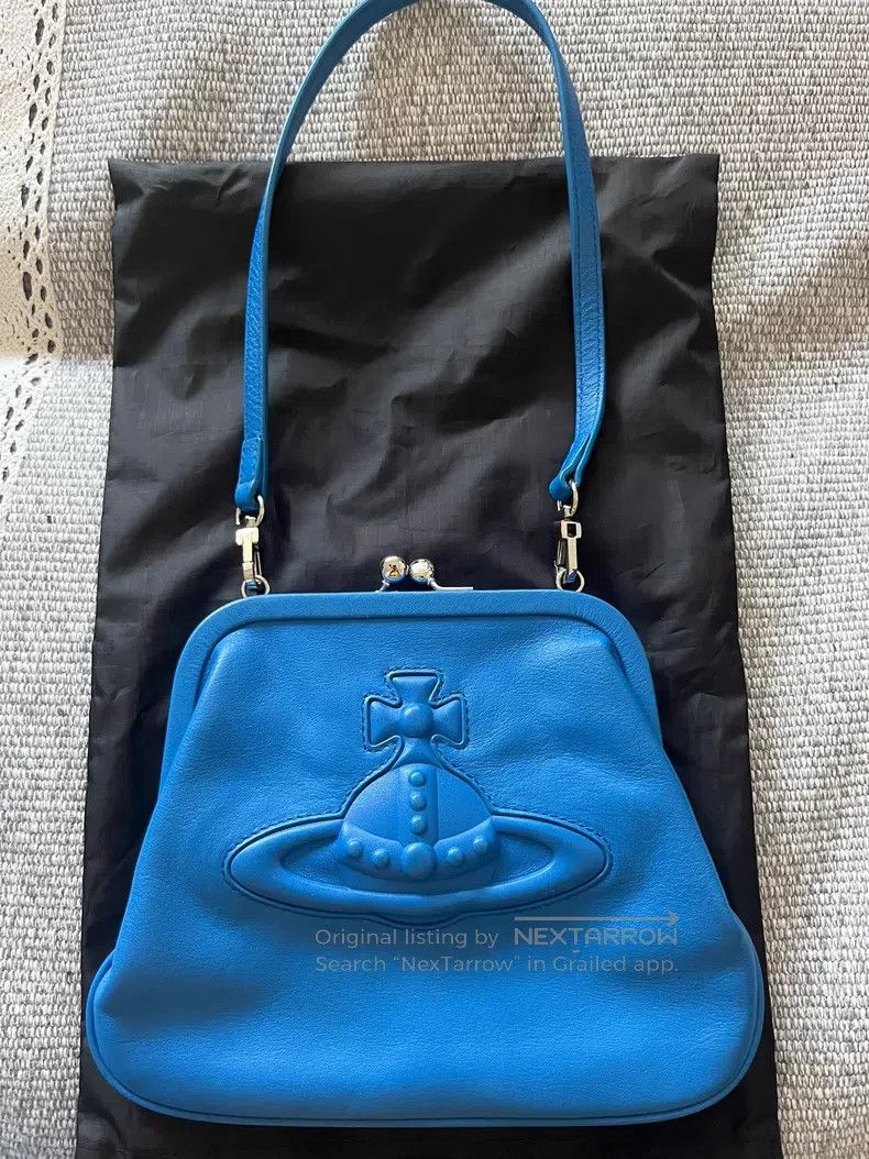 Vivienne Westwood Vivienne Westwood size os Saturn embossed dumpling arm-worn Size ONE SIZE - 1 Thumbnail