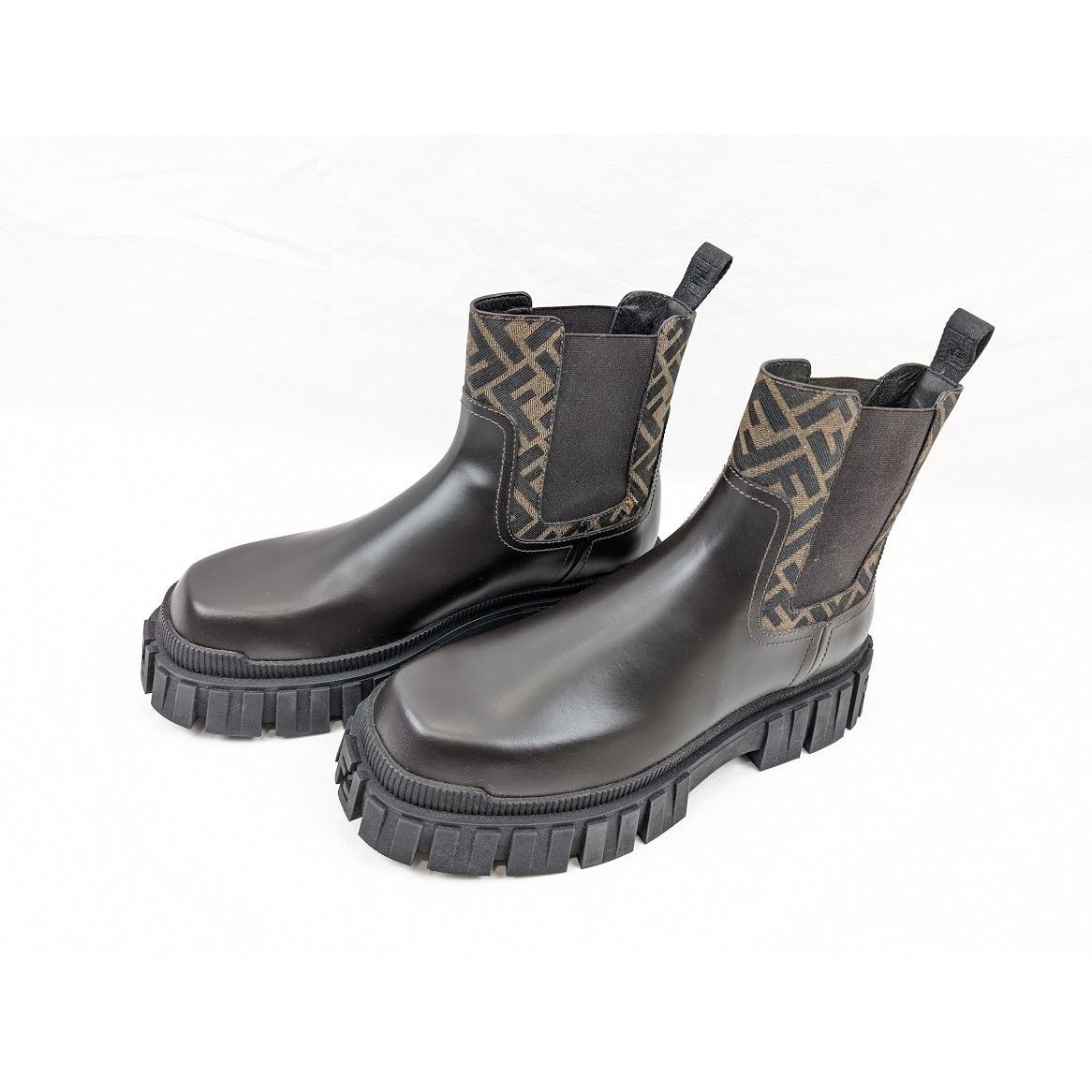 Fendi o1rshd1 Men's Fabric Calf Leather Boots in Black/Dark Brown Size US 11 / EU 44 - 19 Thumbnail