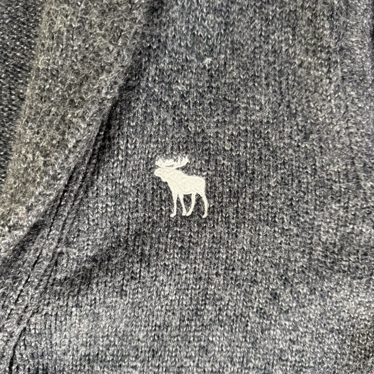 Abercrombie & Fitch Abercrombie & Fitch Men’s Embroidered Gray Cardigan Sweater Size US XL / EU 56 / 4 - 2 Thumbnail