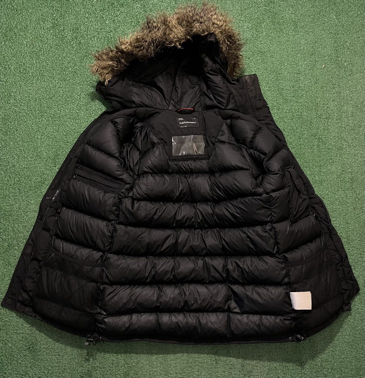 Peak Performance Peak Performance Gore Tex Down Parka Jacket Size US S / EU 44-46 / 1 - 3 Thumbnail