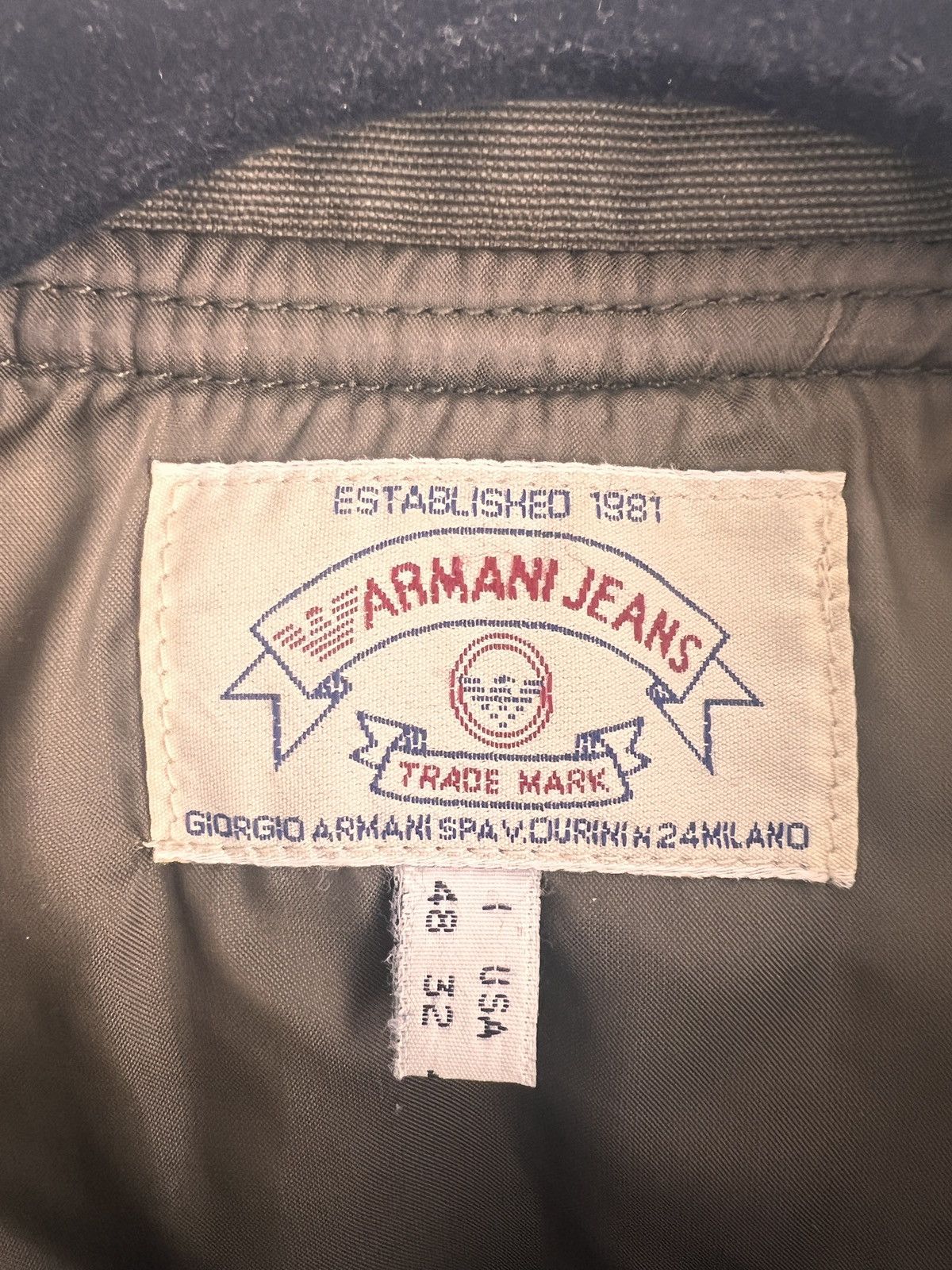 Giorgio Armani 90s Armani Jeans padded bomber jacket Size US M / EU 48-50 / 2 - 5 Thumbnail