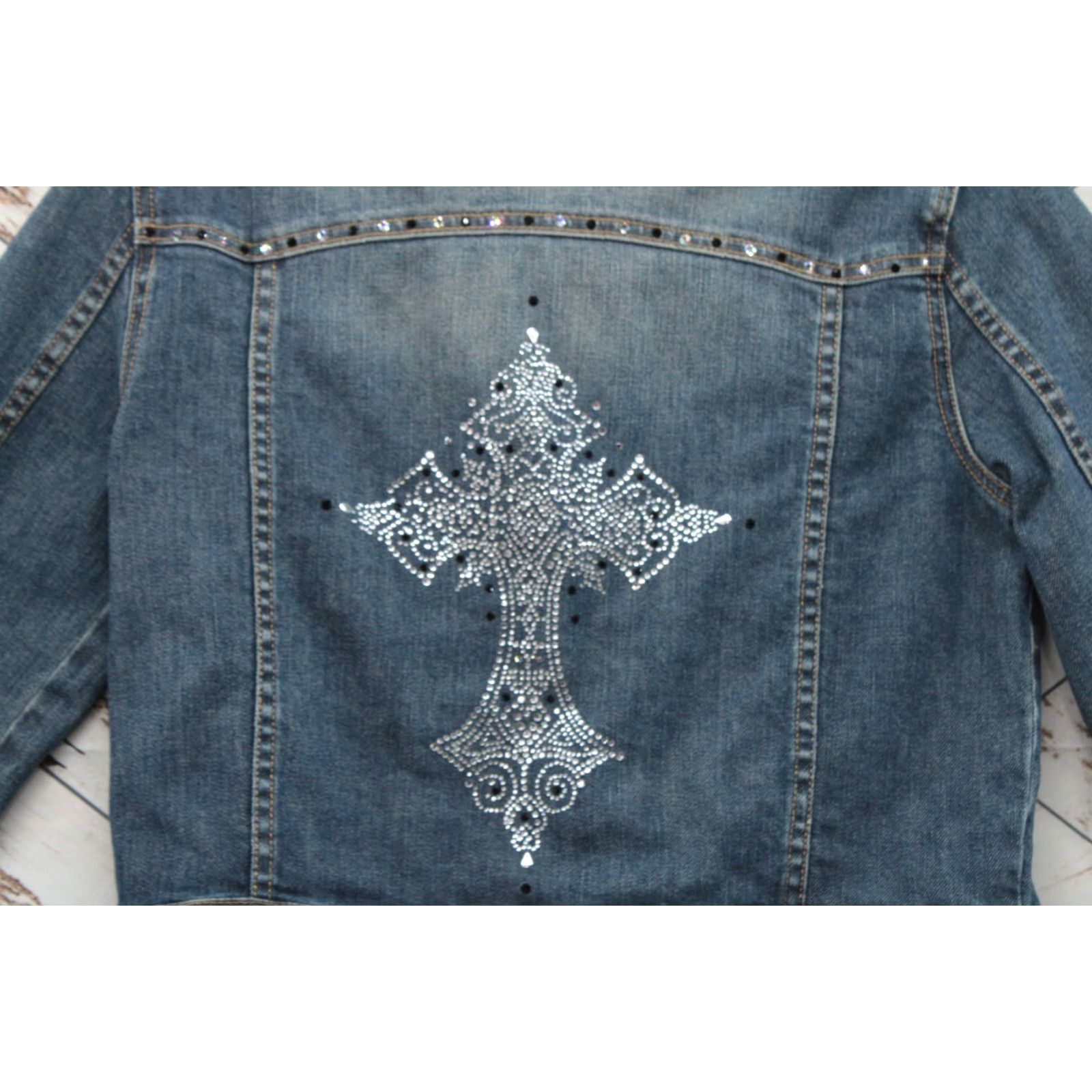 Vintage Harolds Denim Trucker Jacket Womens Medium Rhinestone Studded Cross Cropped Size M / US 6-8 / IT 42-44 - 5 Thumbnail