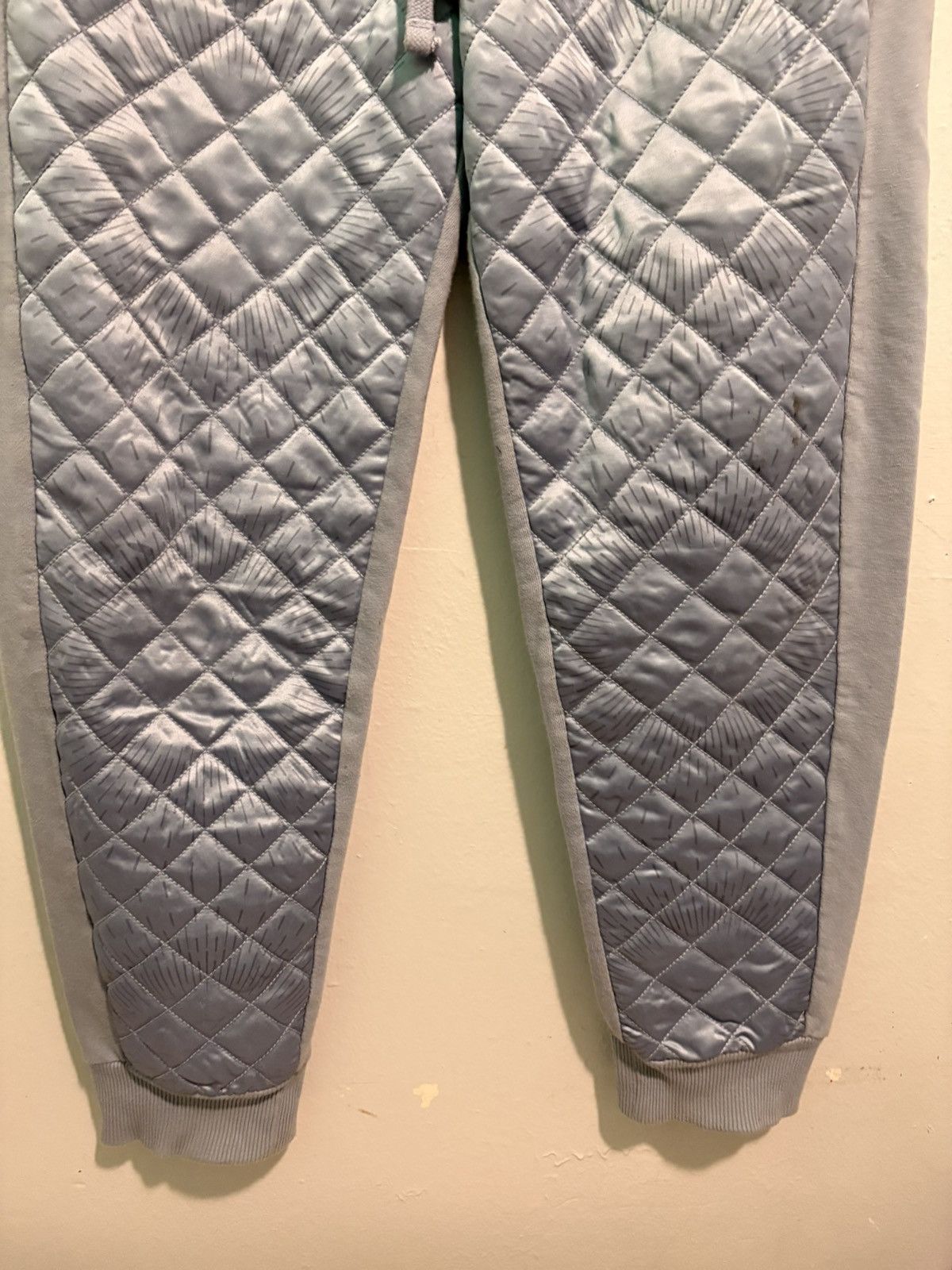True Religion Rare True Religion Quilted Panel Jogger — Size M Size US 32 / EU 48 - 4 Thumbnail