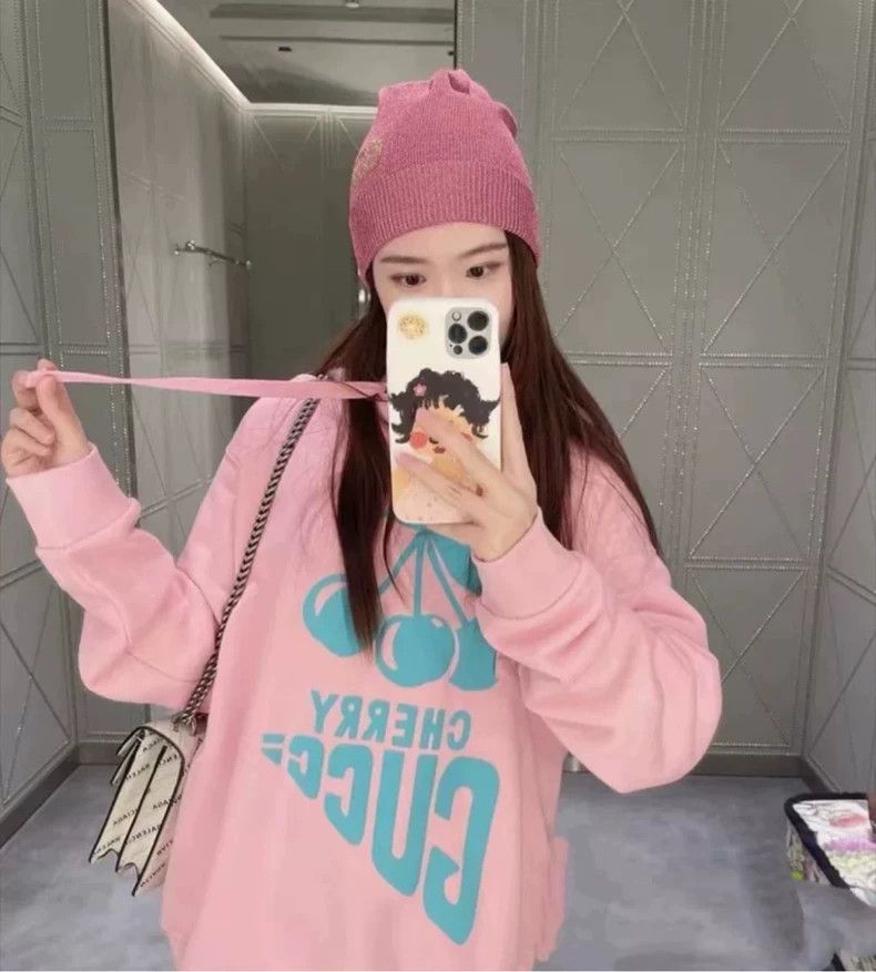 Gucci Gucci Cherry sweatshirt Size US XS / EU 42 / 0 - 5 Thumbnail