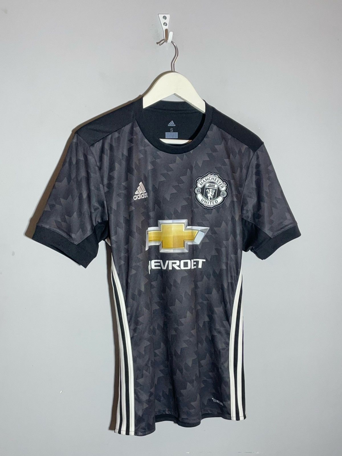 Adidas Manchester United Adidas 2017/18 Away Football Shirt Size US S / EU 44-46 / 1 - 2 Thumbnail