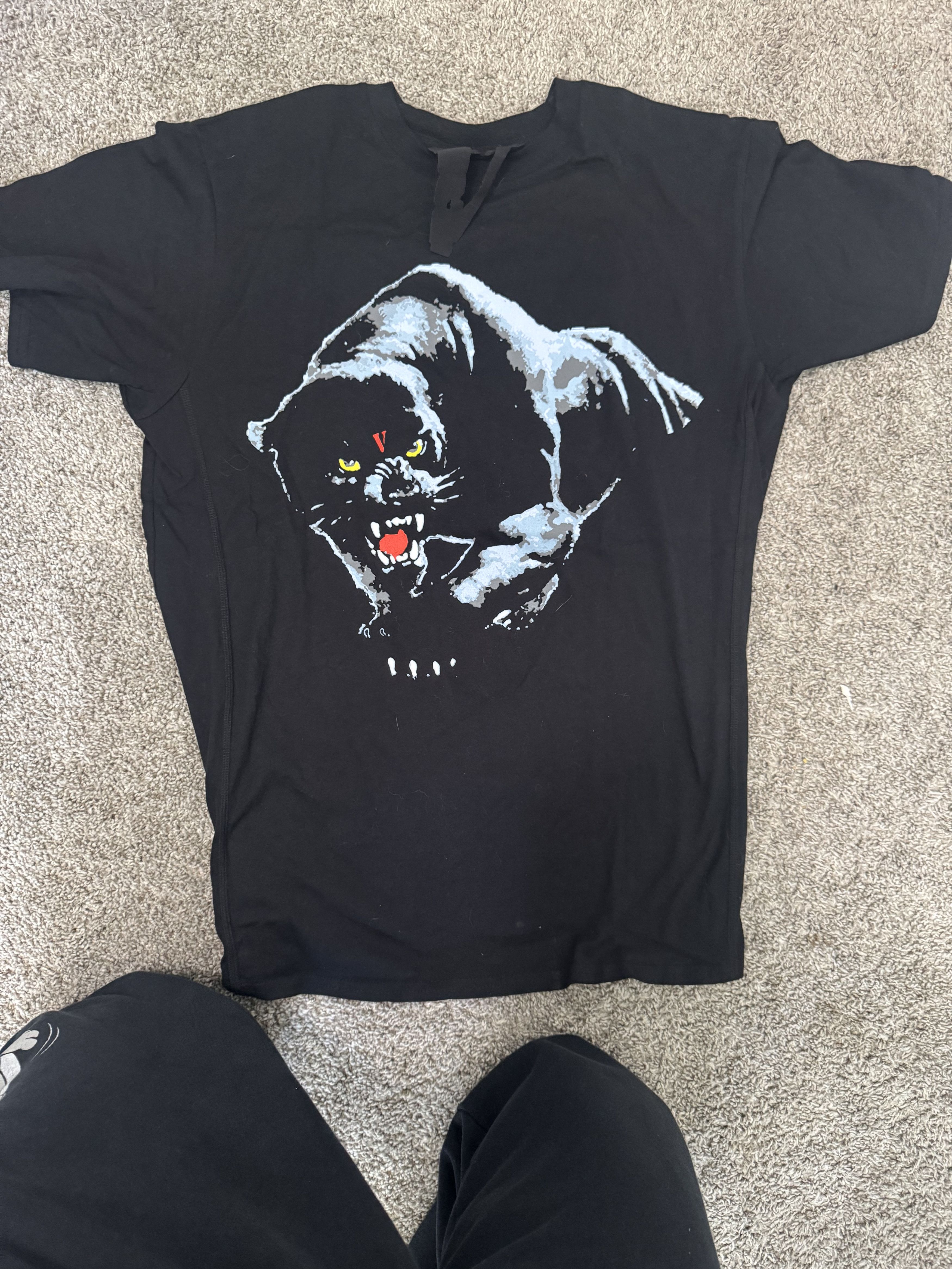 Vlone VLONE BLACK PANTHER TEE BLACK (IN HAND) Size US L / EU 52-54 / 3 - 4 Thumbnail