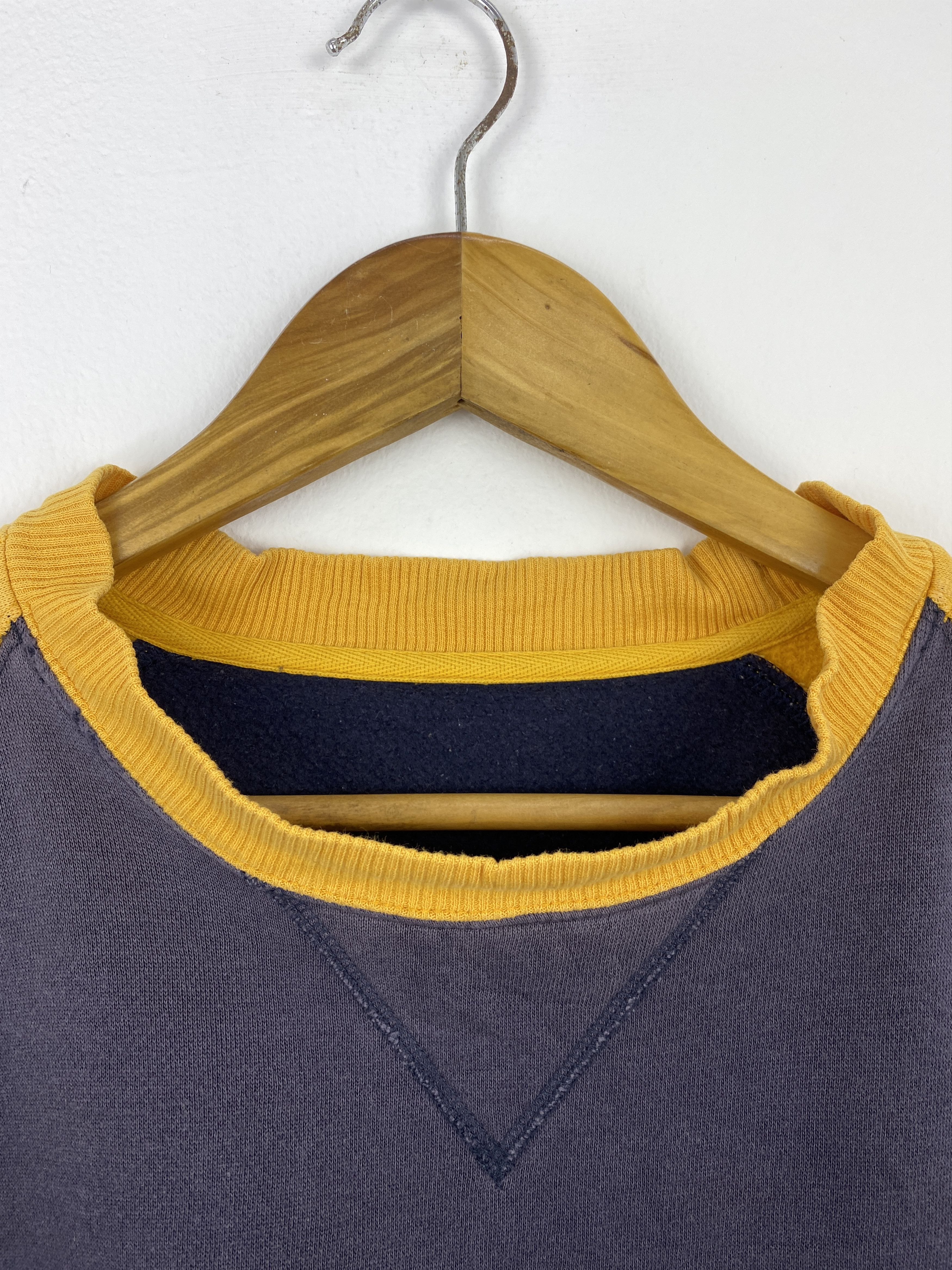 Champion Vintage 80s Champion Gym Team Pullover Sweatshirt SH0475 Size US L / EU 52-54 / 3 - 8 Thumbnail
