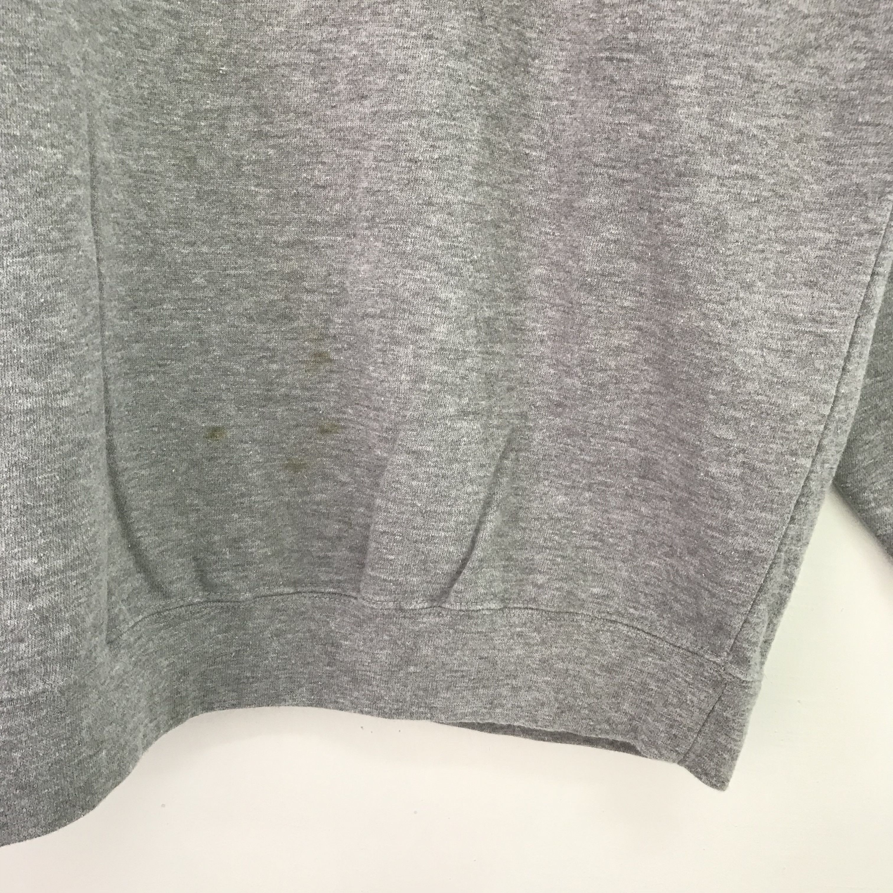 Vintage Vintage University Of Lynchburg Gray Sweatshirt Large - 374 Size US L / EU 52-54 / 3 - 5 Thumbnail