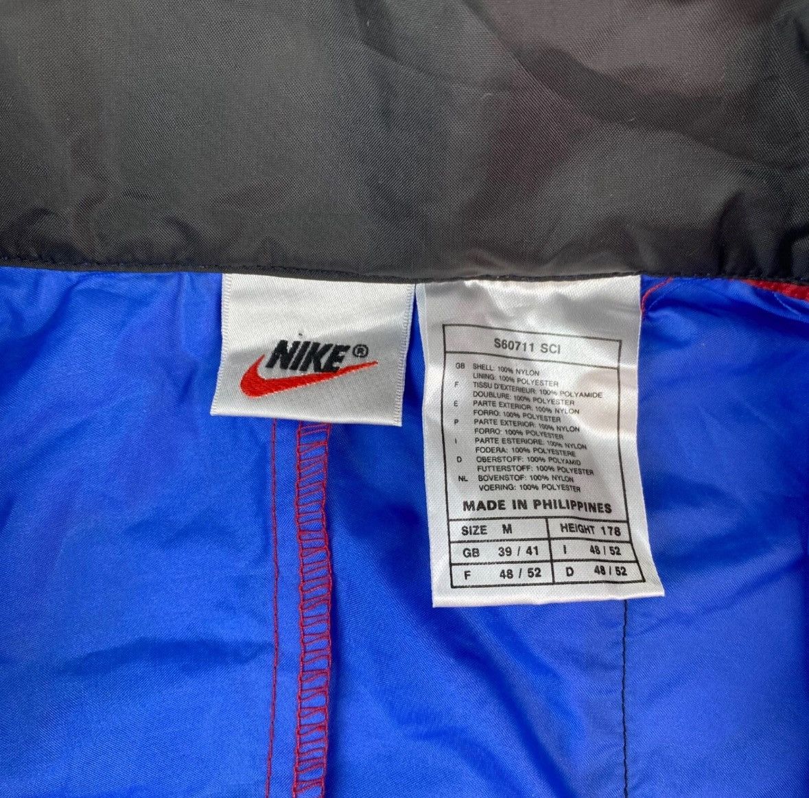 Nike Vintage Nike Windbreaker Lightweight Spring Jacket Red Size US M / EU 48-50 / 2 - 13 Thumbnail